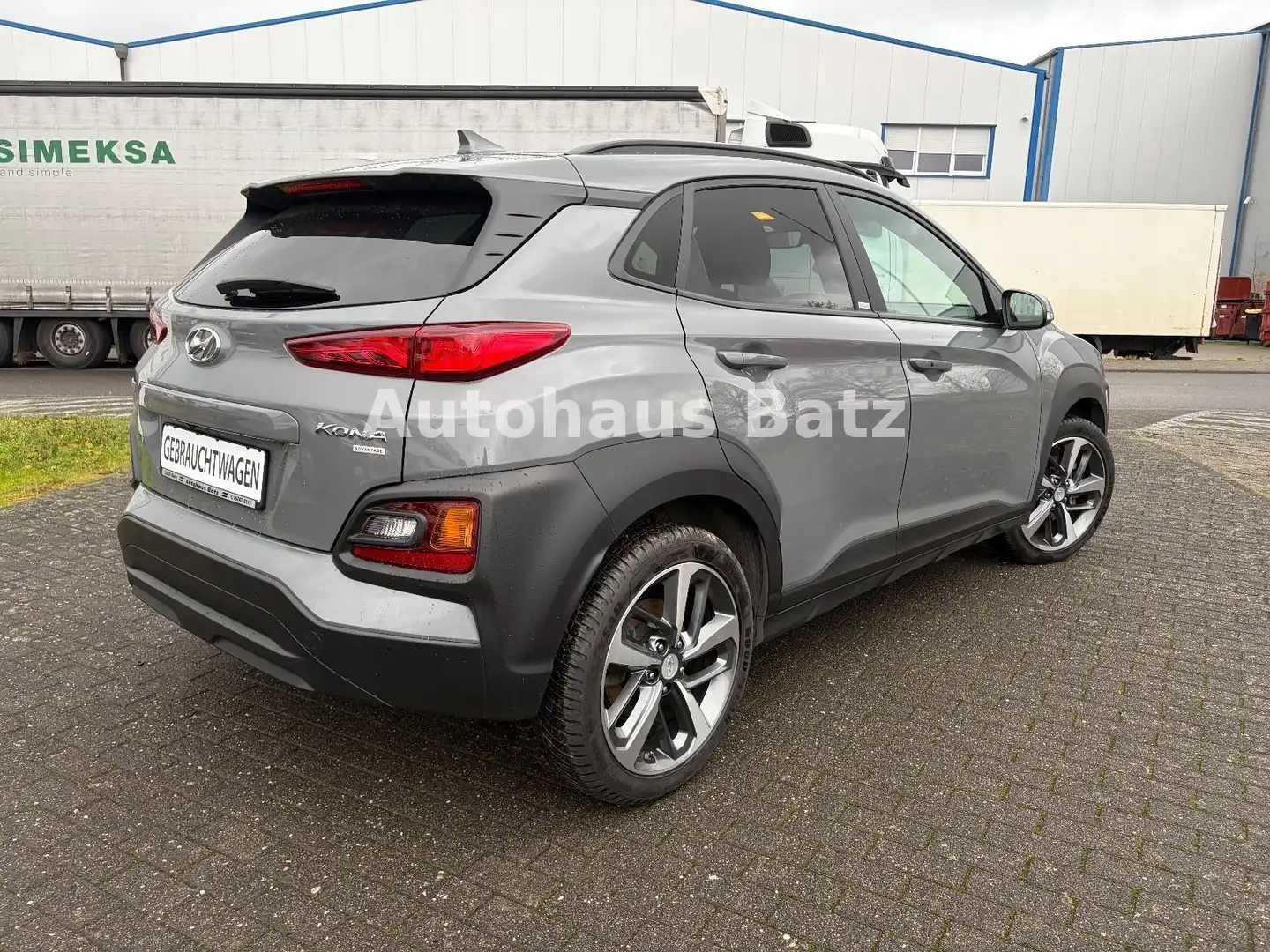 Hyundai KONA Advantage+ 2WD*LED*SHZ*R.Kamera*Garantie Grau - 2