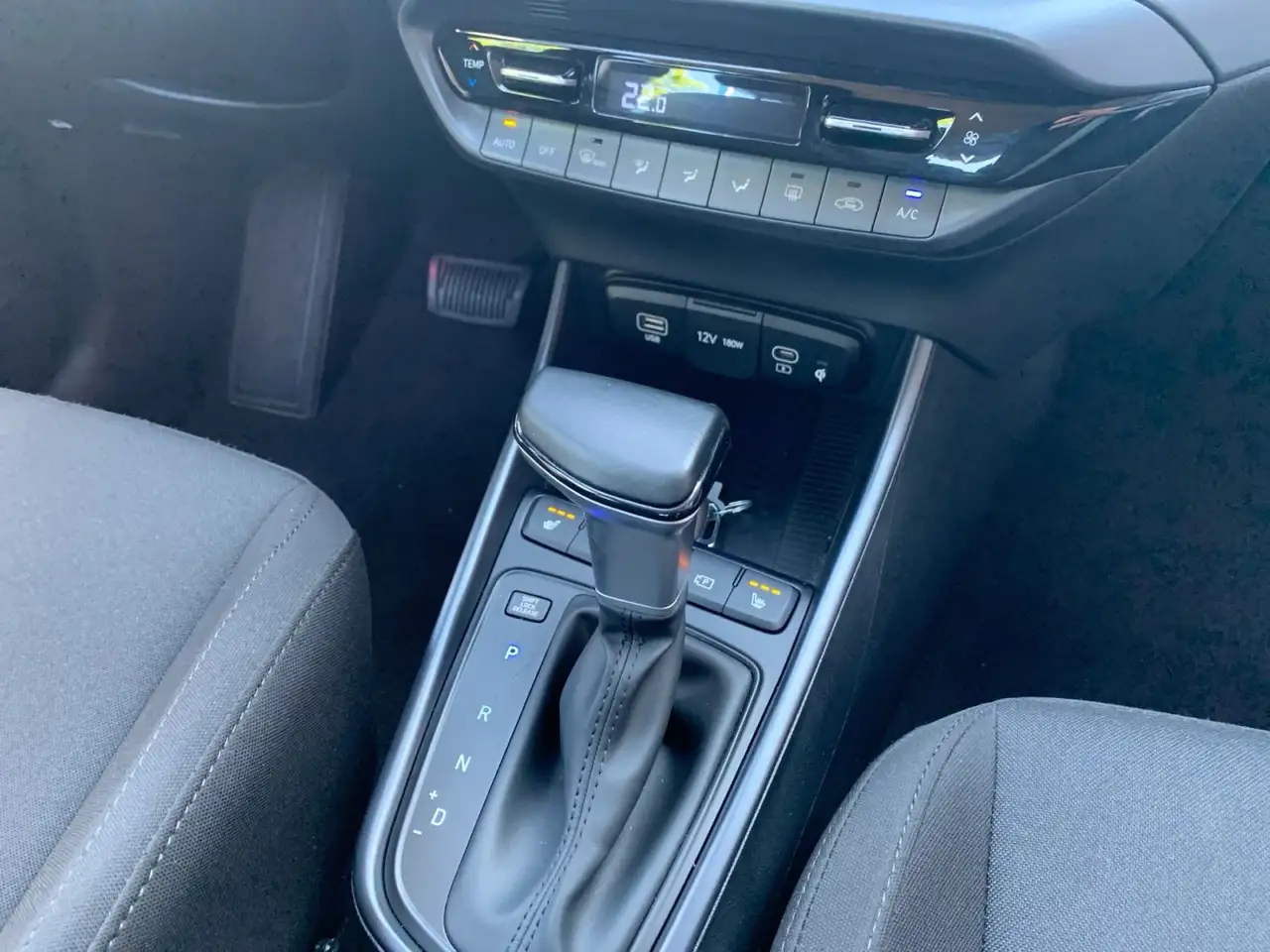Hyundai i20 1.0 T-GDI 7-DCT Trend LED Komfort 29