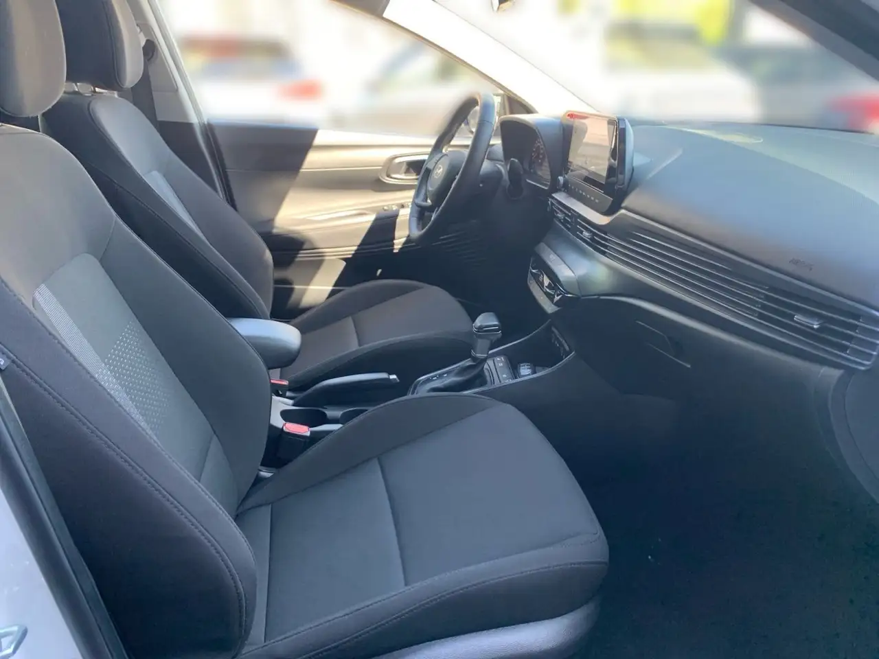 Hyundai i20 1.0 T-GDI 7-DCT Trend LED Komfort 27
