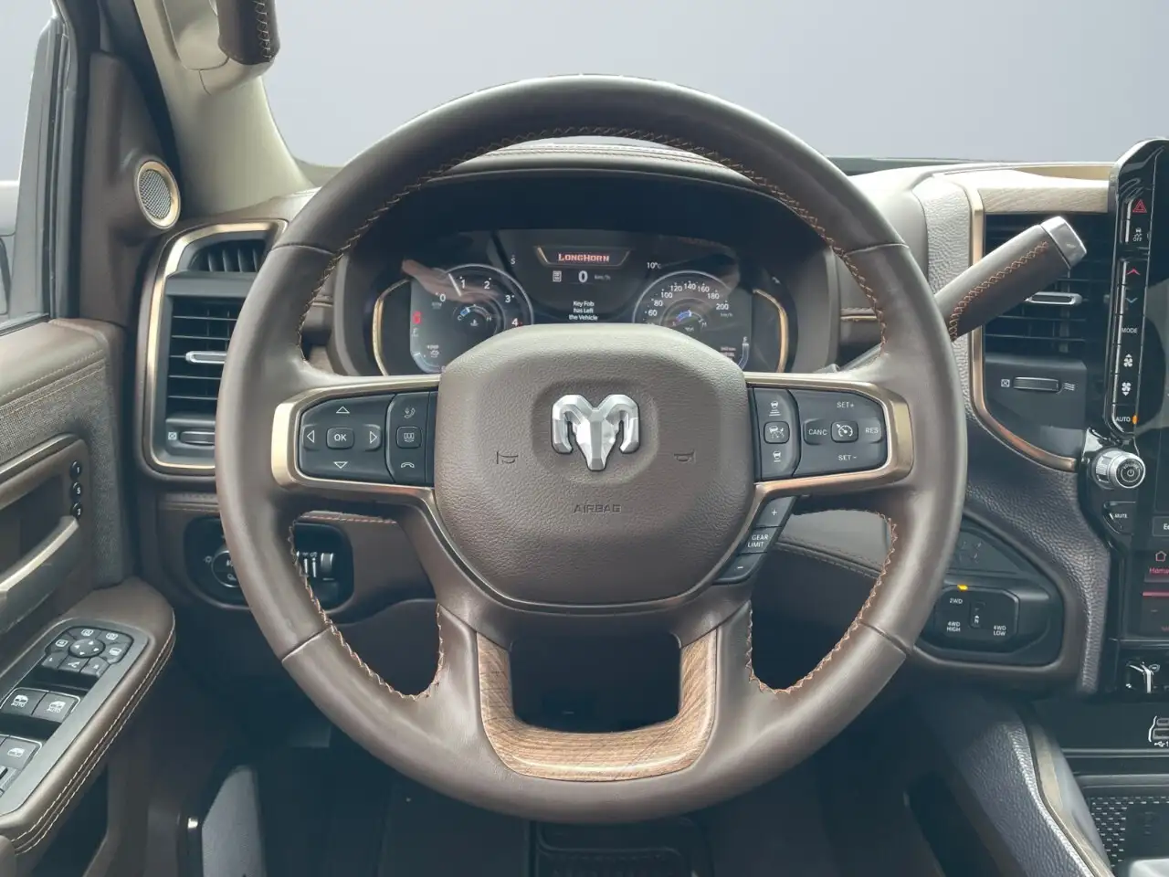RAM 3500 снимка RAM 3500