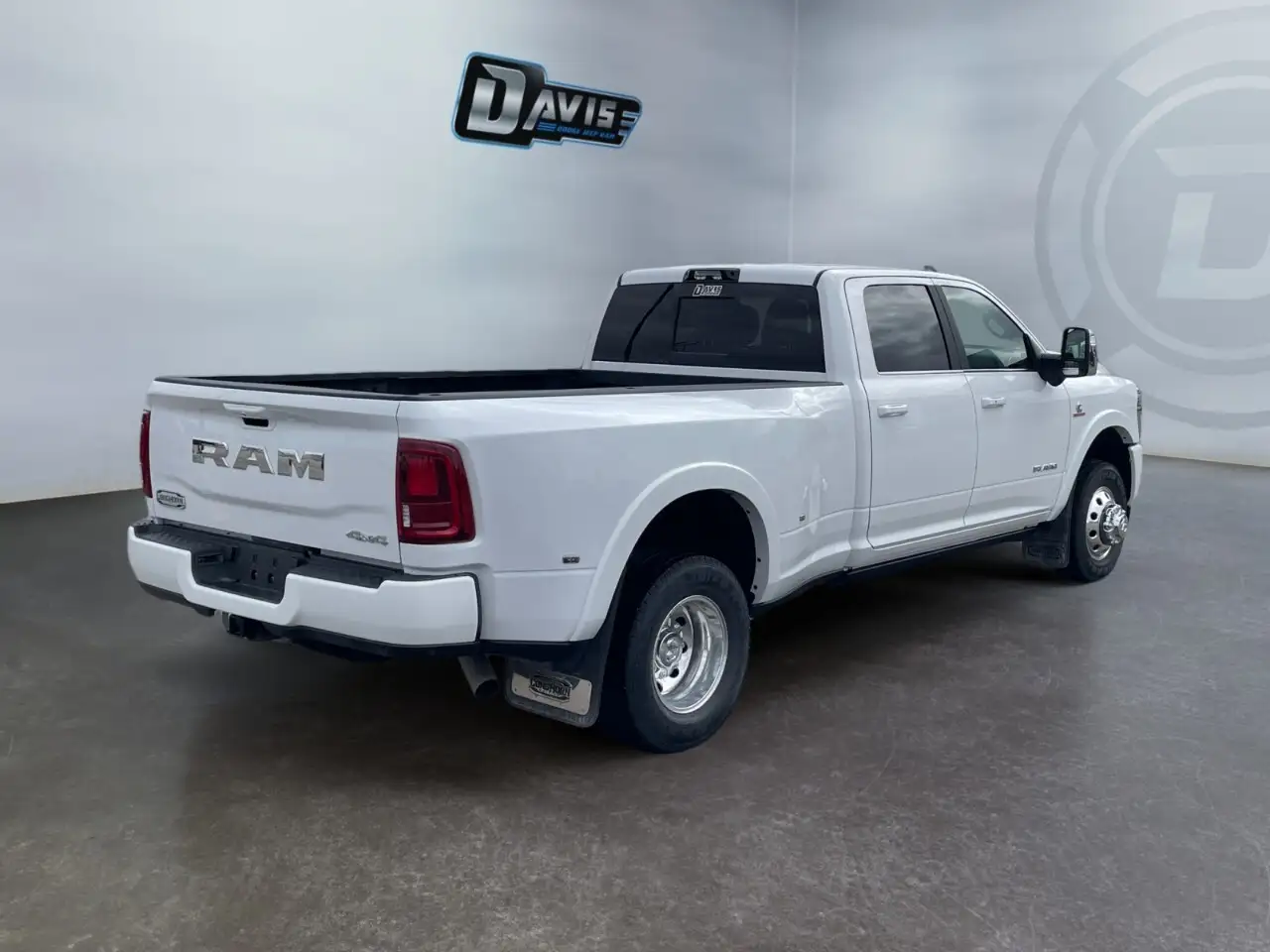 RAM 3500 снимка RAM 3500