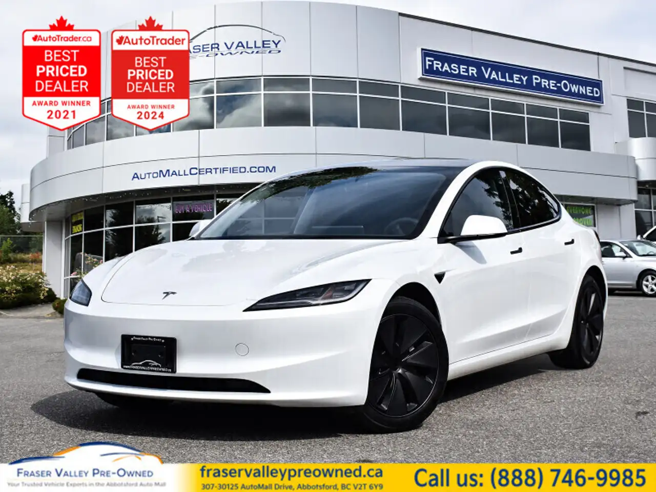 Tesla Model 3 снимка Tesla Model 3