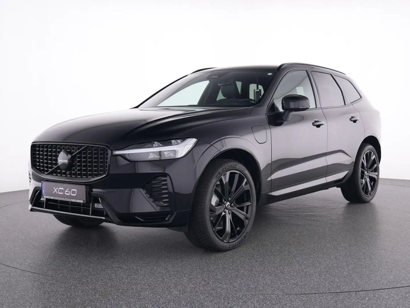Volvo XC60 T8 AWD Plu Black Edition+AHK+Frontheiz+DAB Schwarz - 1