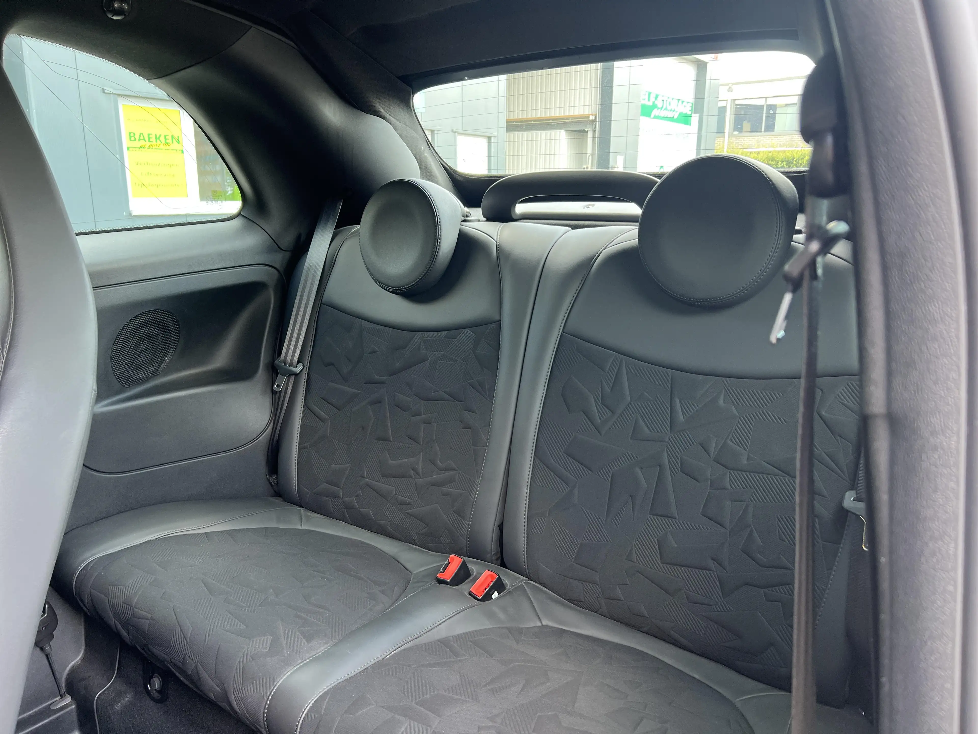 Abarth 595C Scorpione Oro 165 PK — photo 14