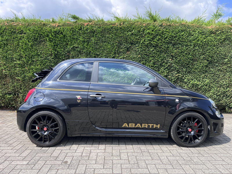 Abarth 595C Scorpione Oro 165 PK — photo 4