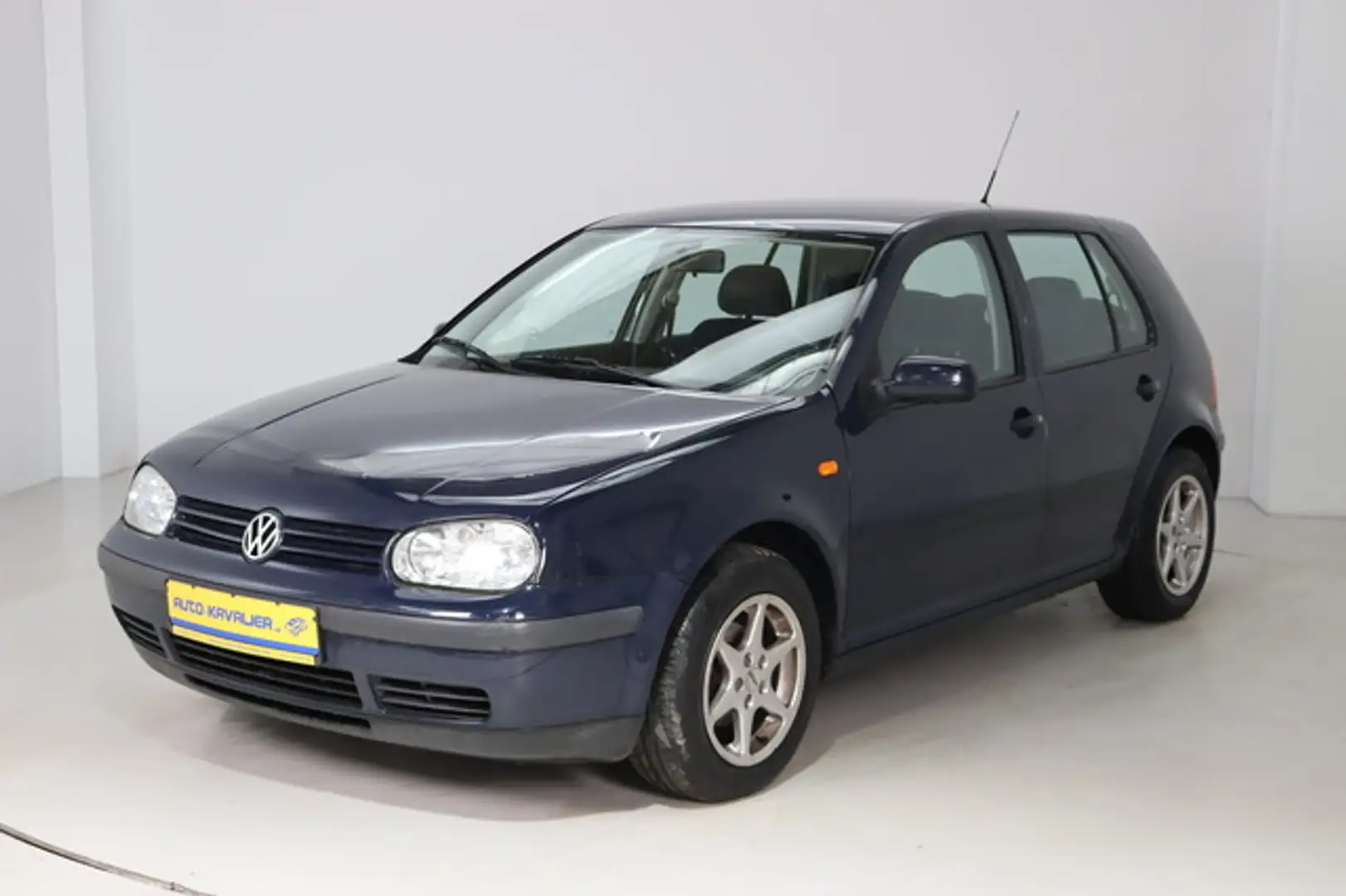 Volkswagen Golf 1.6 Klima * Alu Blau - 1