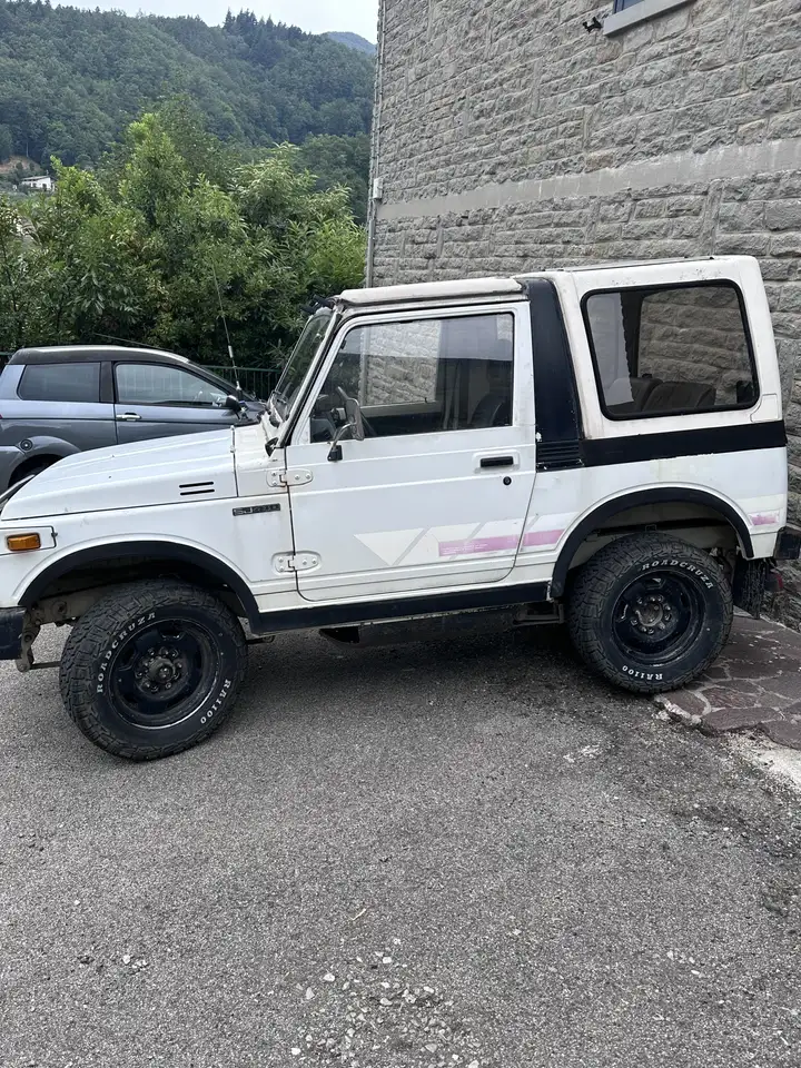Suzuki SJ 410 Cabrio Chiuso, foto 3