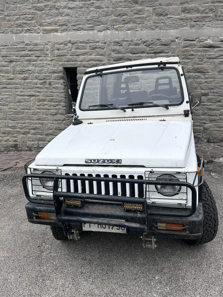Suzuki SJ 410 Cabrio Chiuso, foto 2