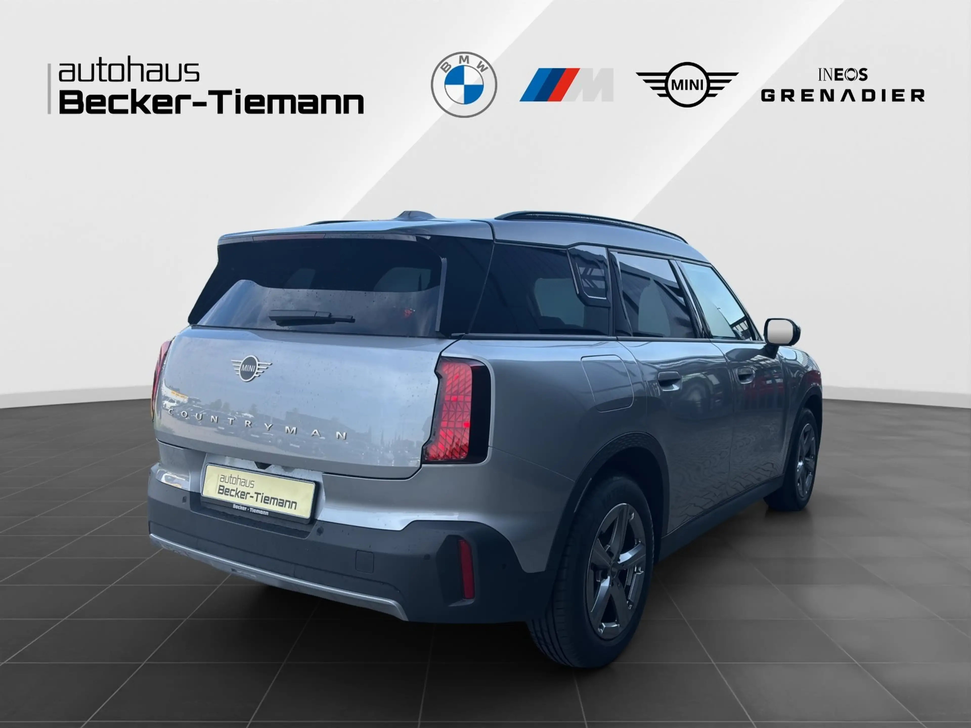 MINI Cooper D Countryman Countryman D Aut./Panorama/Head-Up/LED/AHK/Driving — photo 6