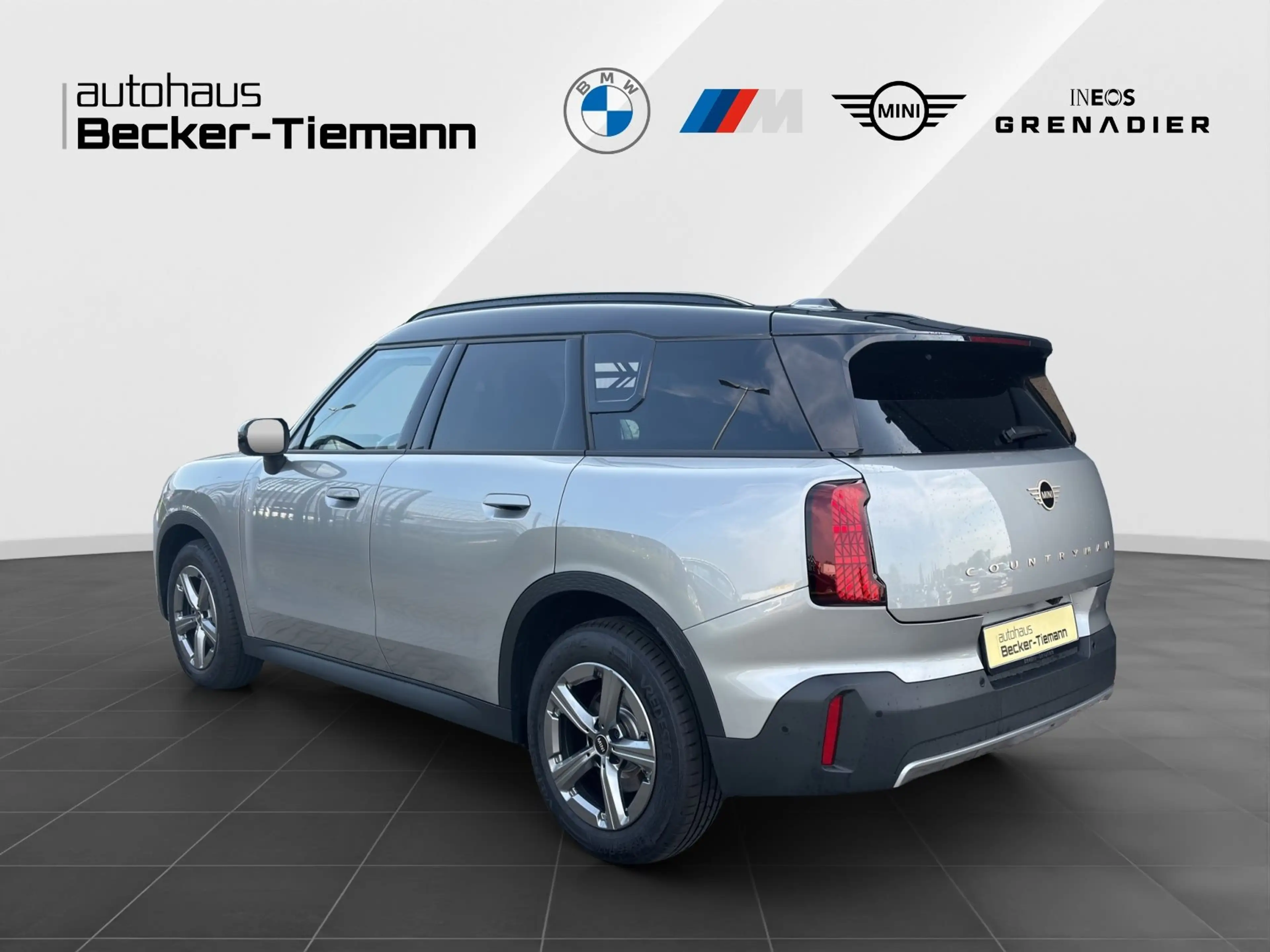 MINI Cooper D Countryman Countryman D Aut./Panorama/Head-Up/LED/AHK/Driving — photo 4