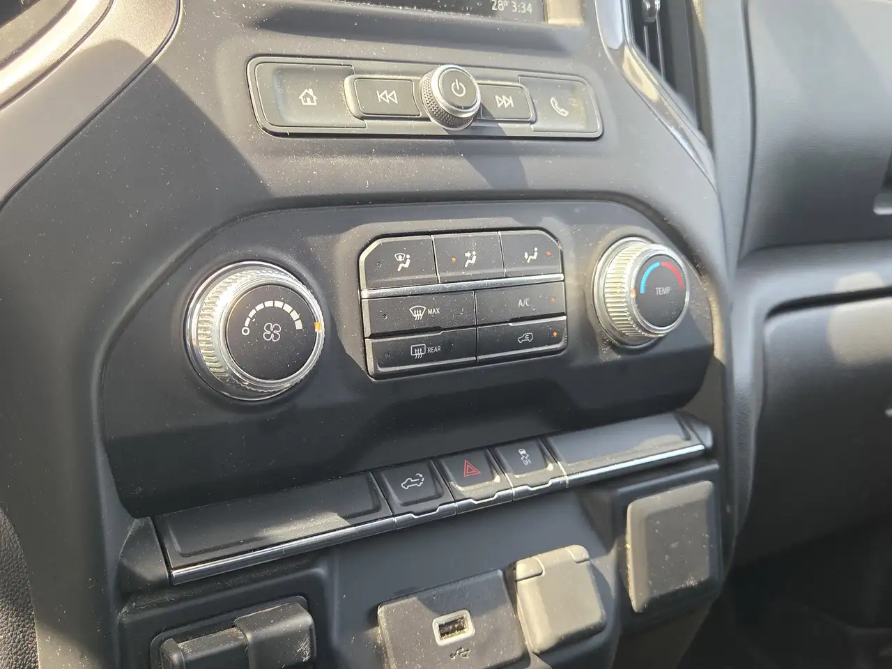 GMC Sierra 1500 photo GMC Sierra 1500