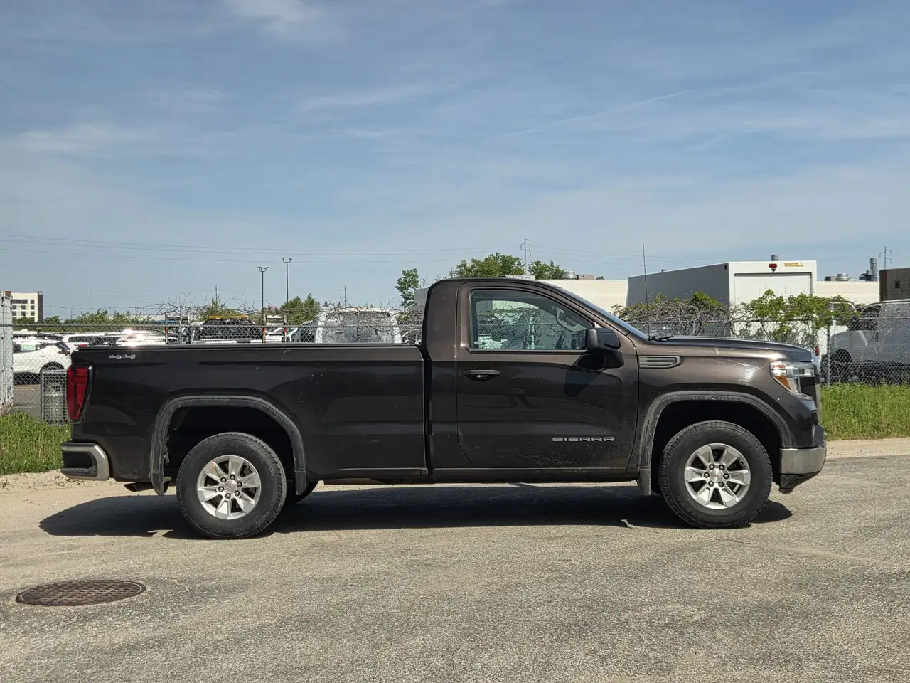 GMC Sierra 1500 photo GMC Sierra 1500