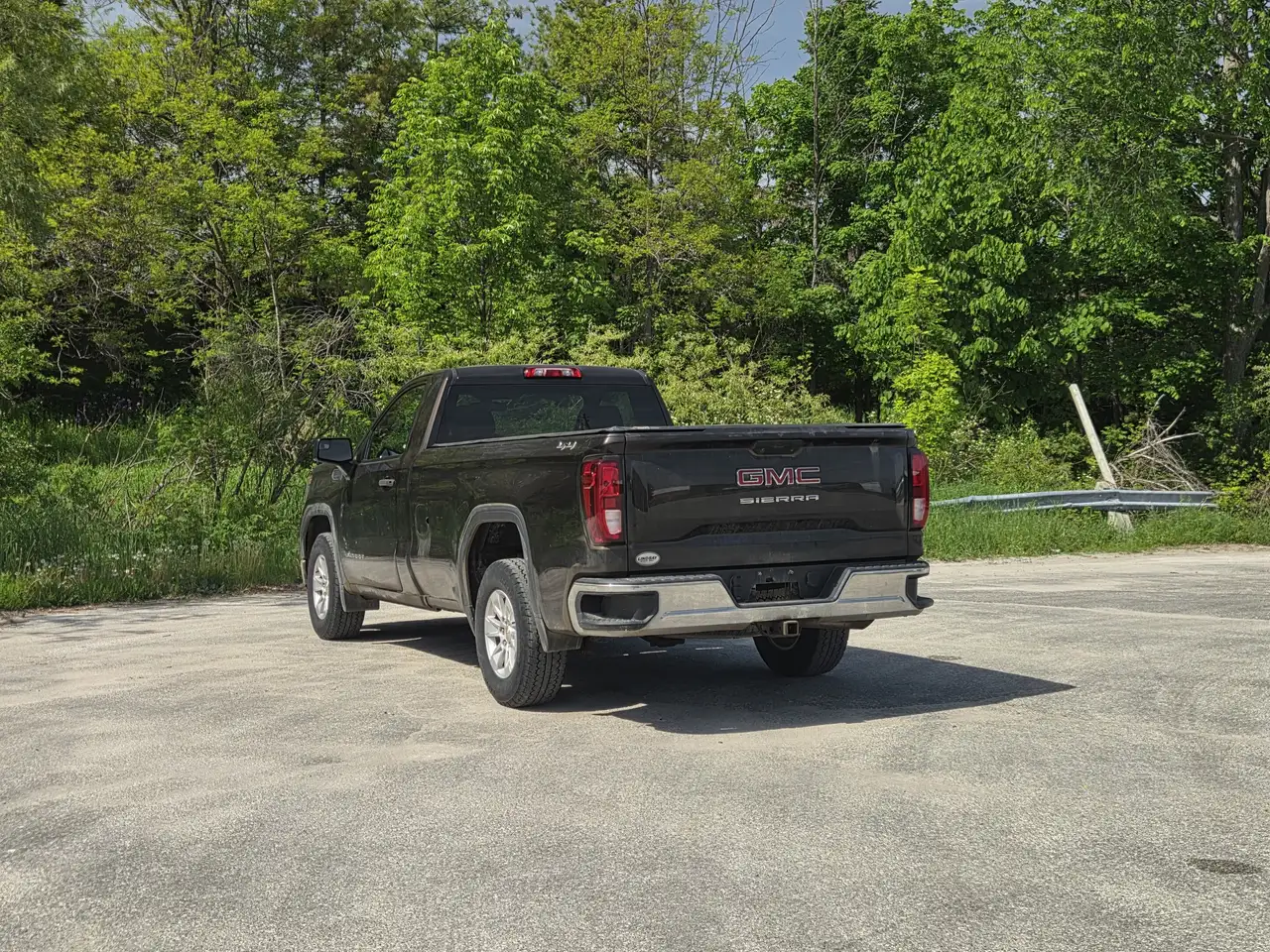 GMC Sierra 1500 photo GMC Sierra 1500