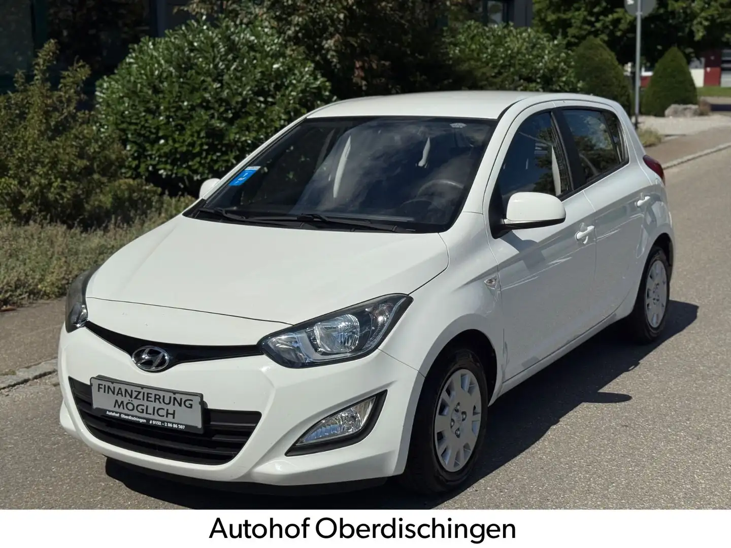 Hyundai i20 1.2 5 Star Edition Weiß - 1
