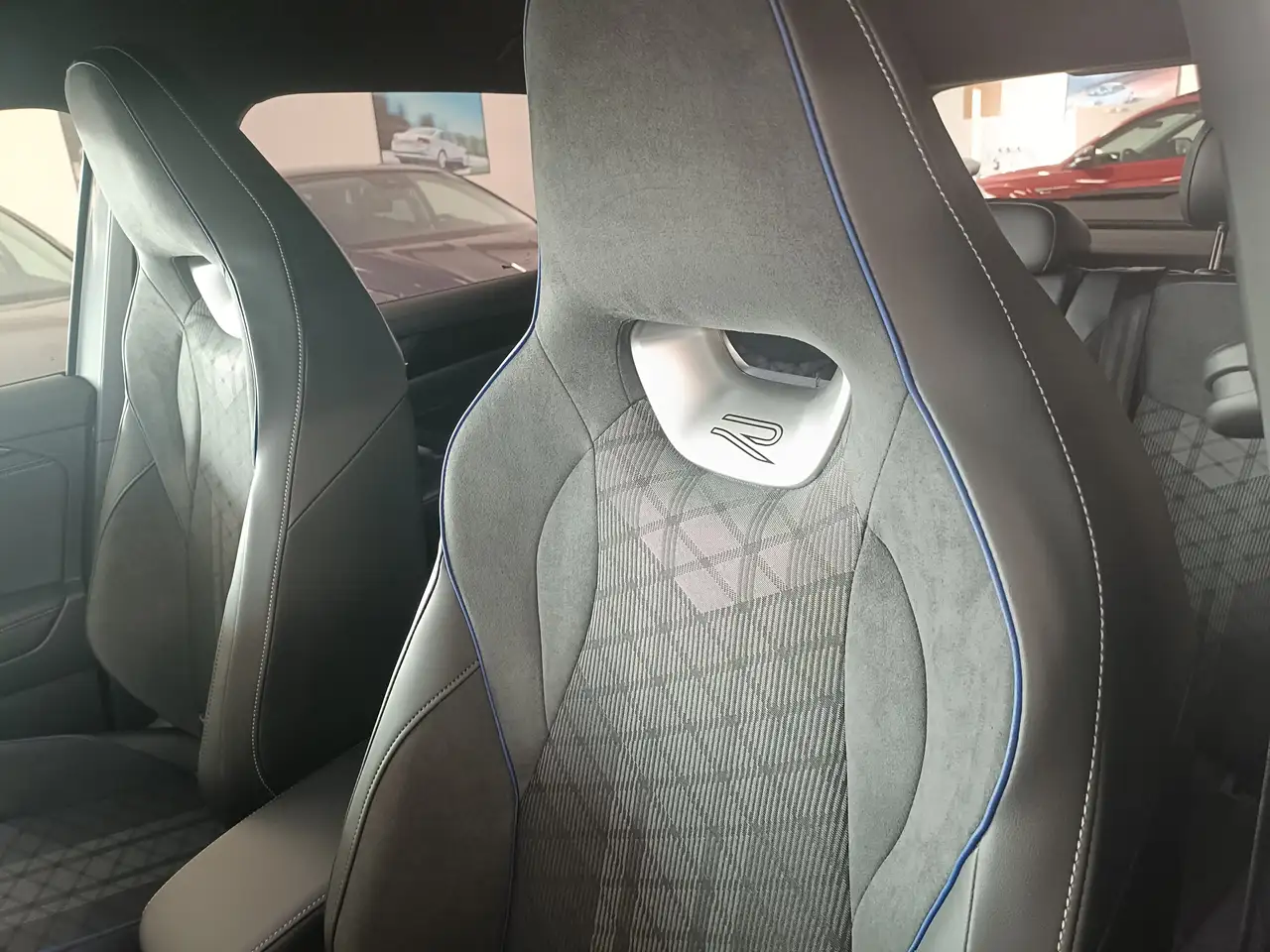 Volkswagen Tiguan Tiguan 1.5 etsi R-Line 150cv dsg 10