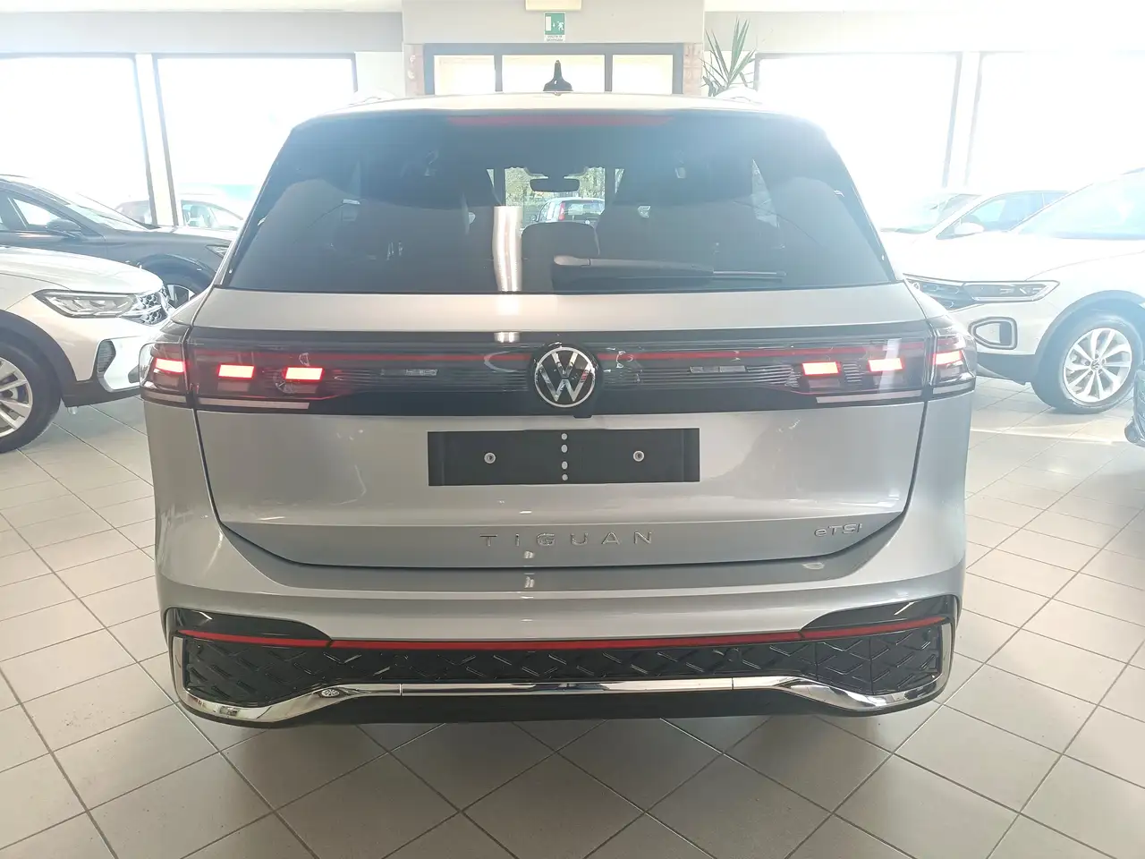 Volkswagen Tiguan Tiguan 1.5 etsi R-Line 150cv dsg 6