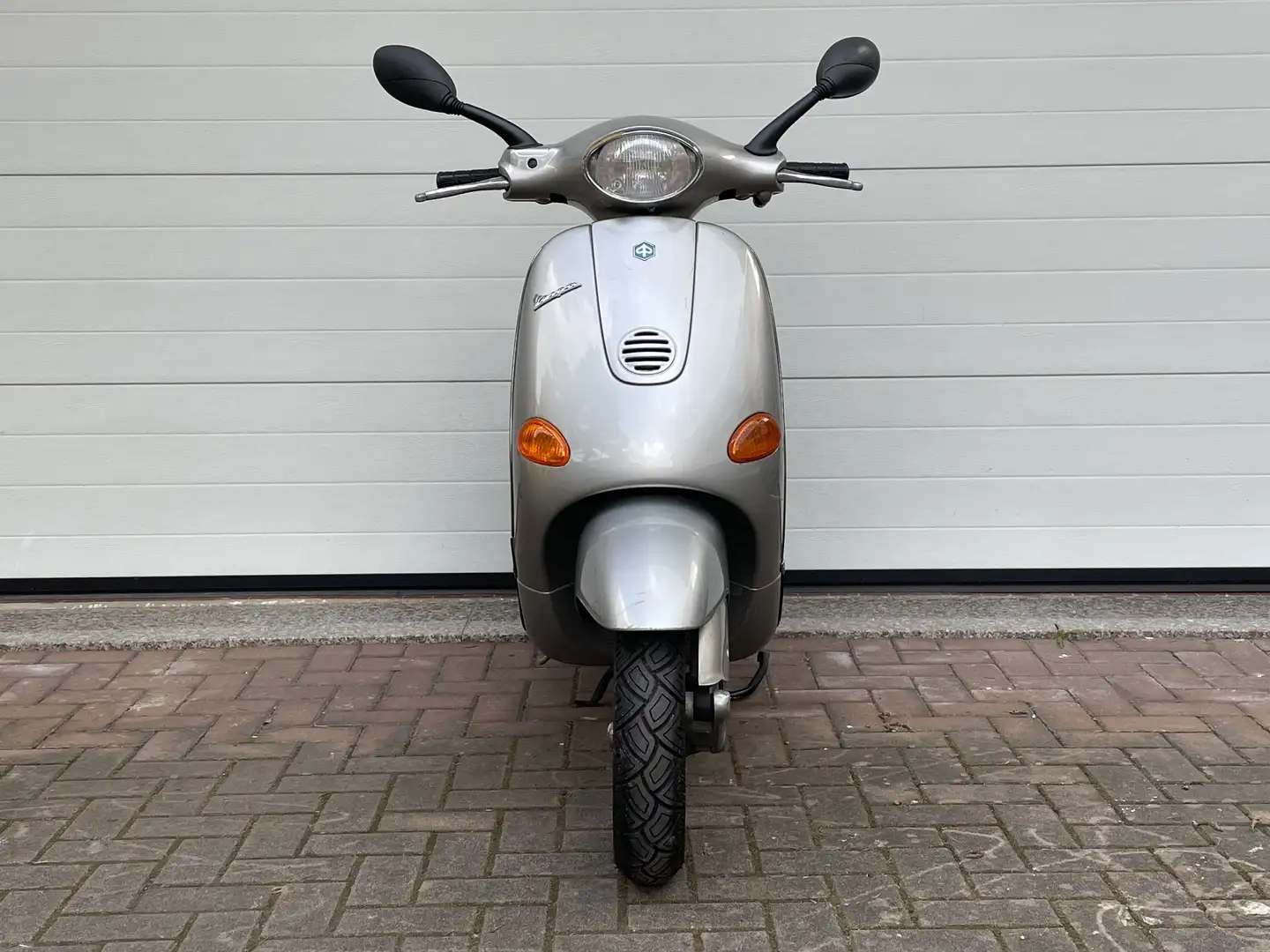Vespa ET 2 Iniezione - 1