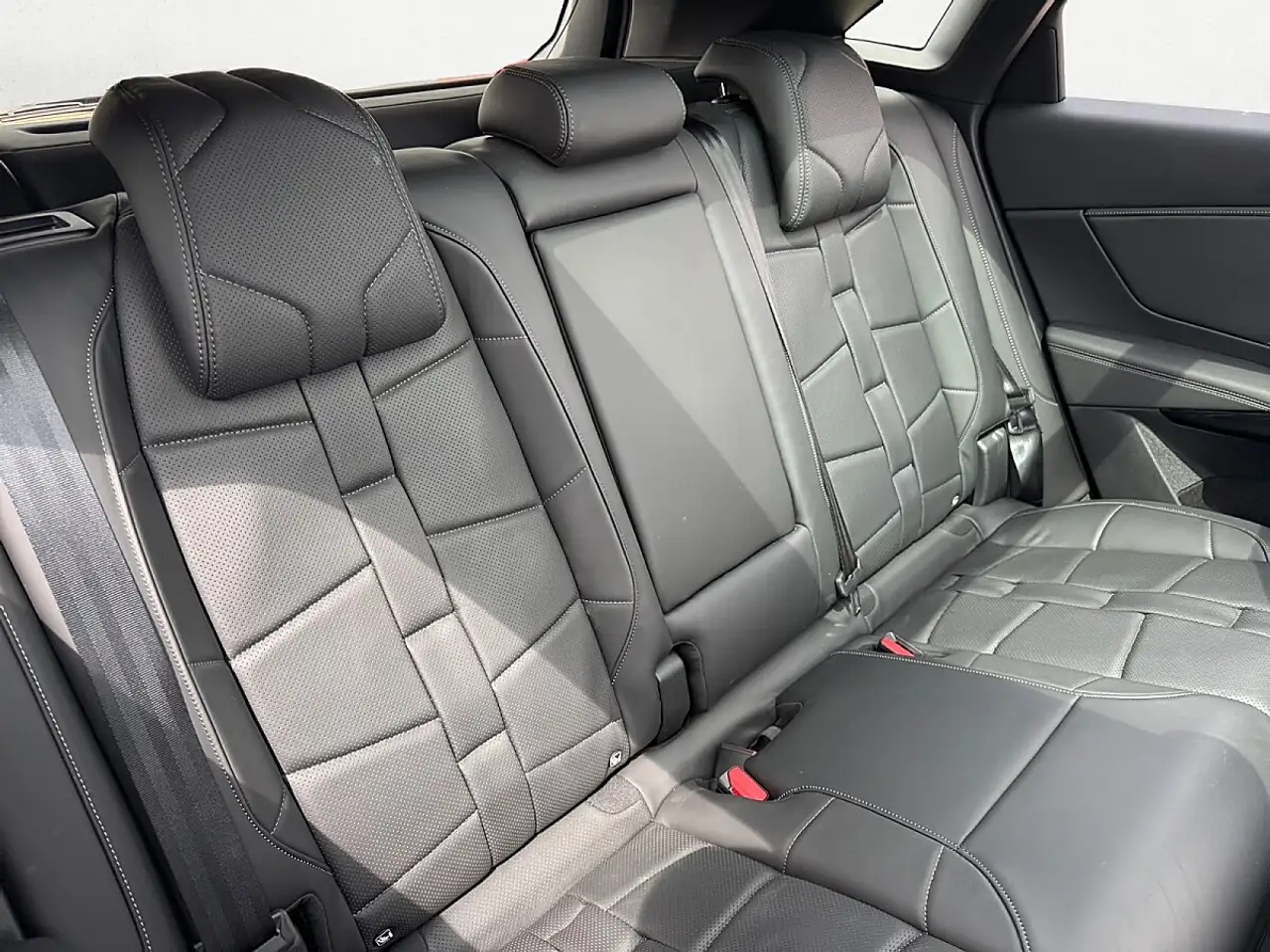 DS Automobiles DS 7 Crossback 2025 — фото 14