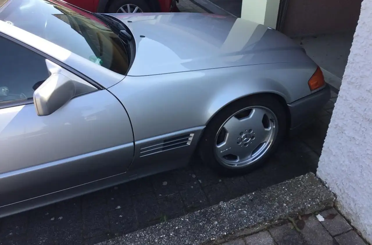Mercedes-Benz SL 300 5-Gang Automatic, foto 1