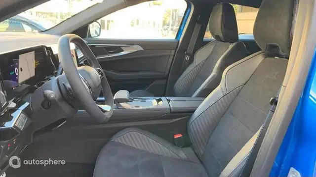 Renault Rafale view 12