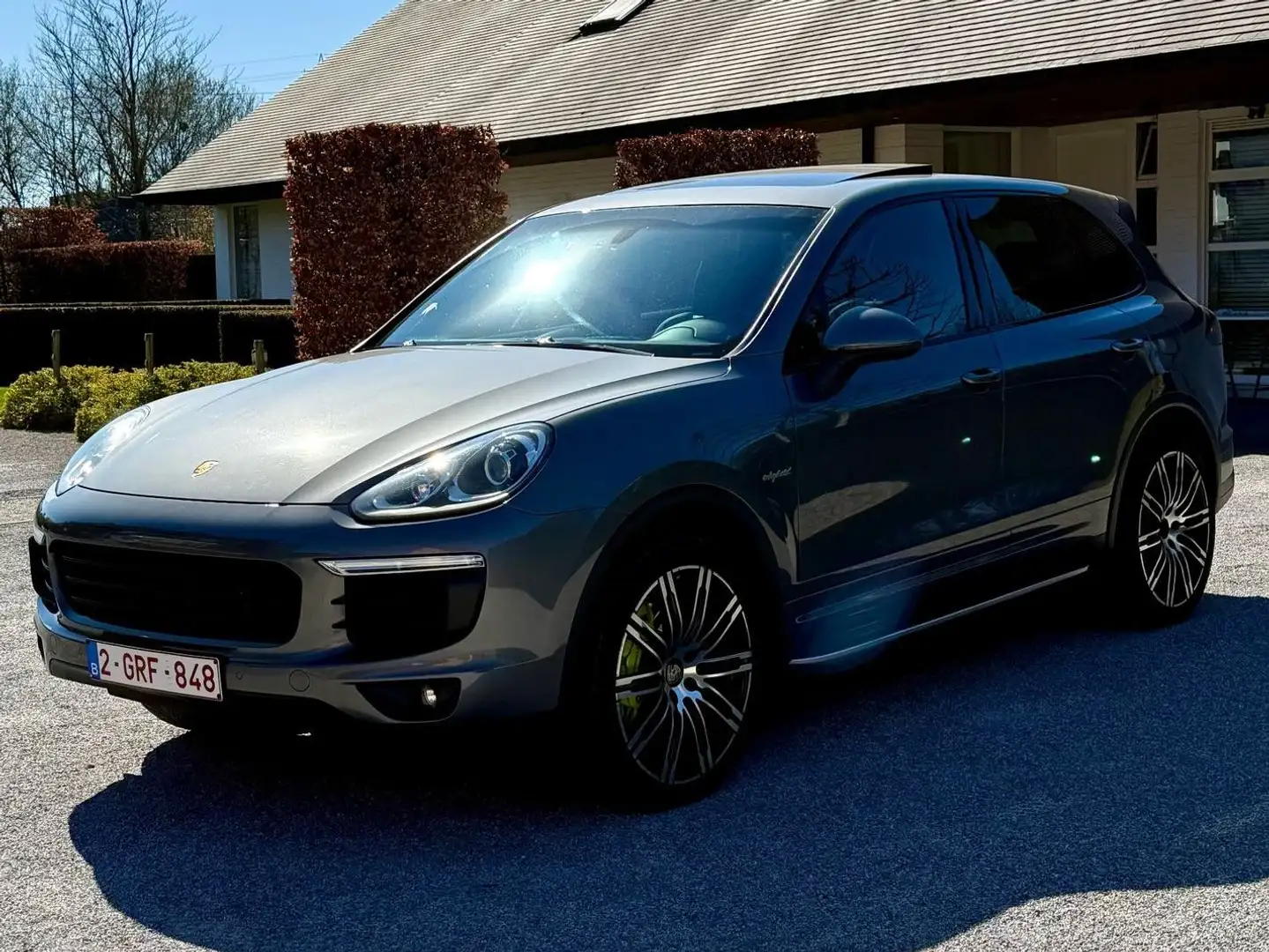 Porsche Cayenne Cayenne S Hybrid Tiptronic S - 2
