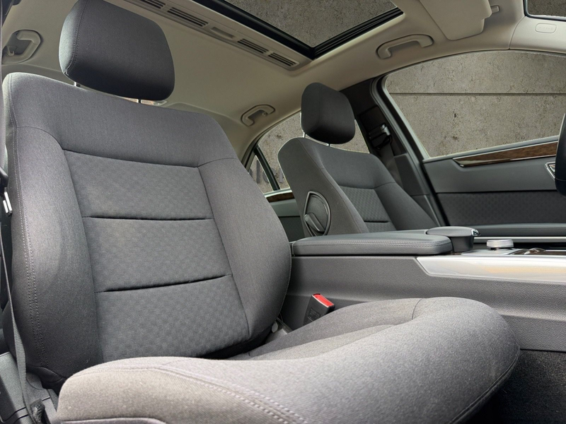 Mercedes-Benz E 350 E Limousine E 350 4Matic *NAVI*S-DACH*PDC* — photo 15