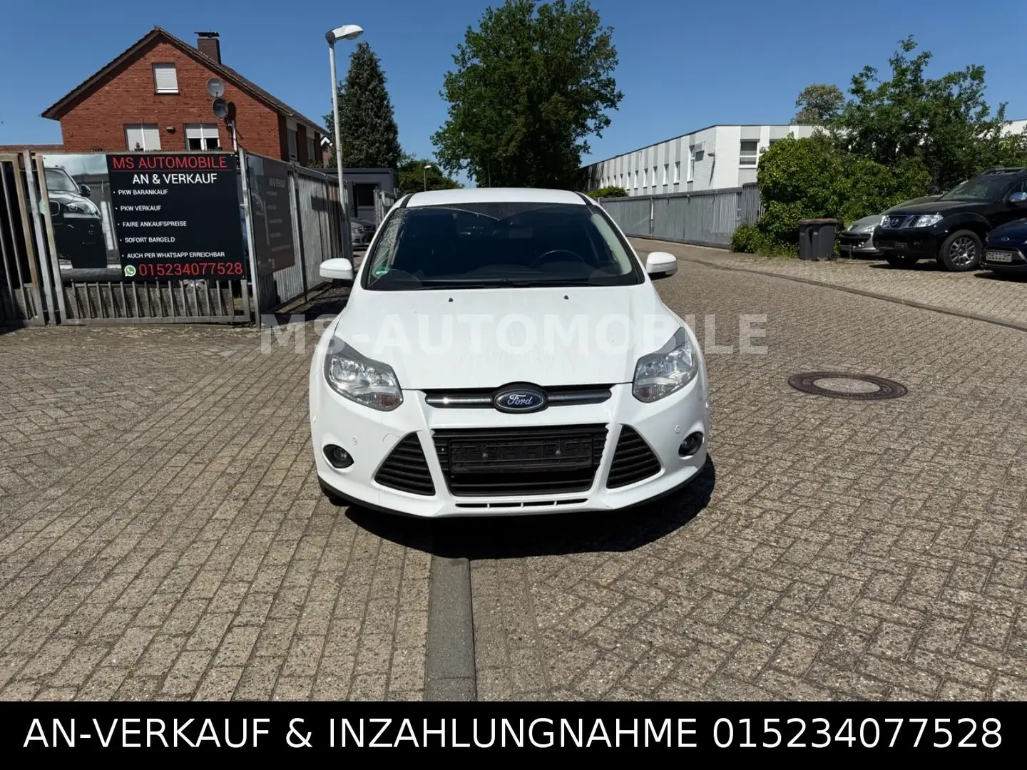 Ford Focus 1,6 Focus * LIMOUSINE* EDITION * 150-PS * Weiß - 2