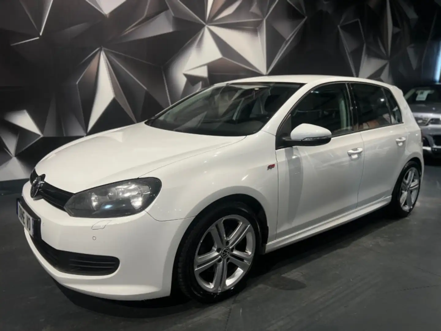 Volkswagen Golf 2.0 TDI 140CH BLUEMOTION FAP CONFORTLINE 5P Blanc - 1