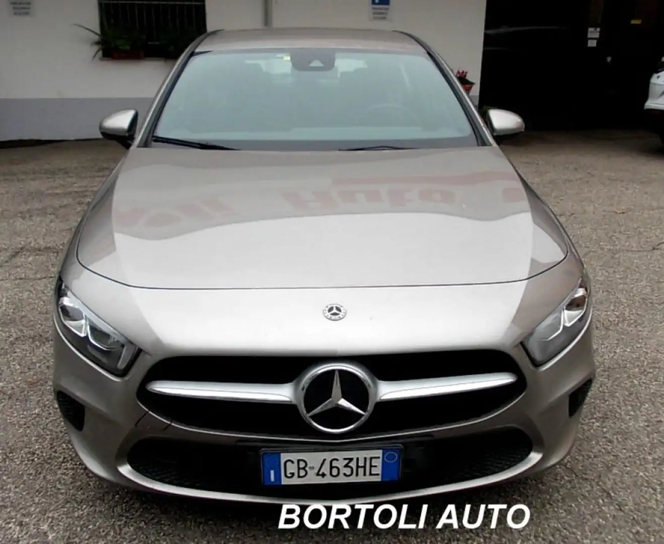 Mercedes-Benz A 180 d  38.000 KM AUTOMATICA BUSINESS EXTRA FULL Gris - 2
