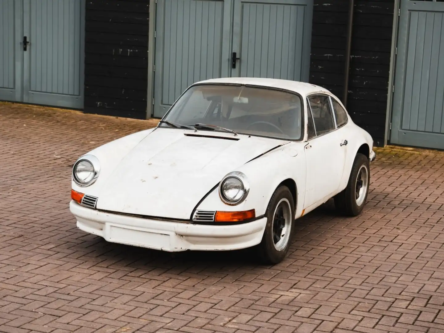 Porsche 911 Restoration project Bílá - 1