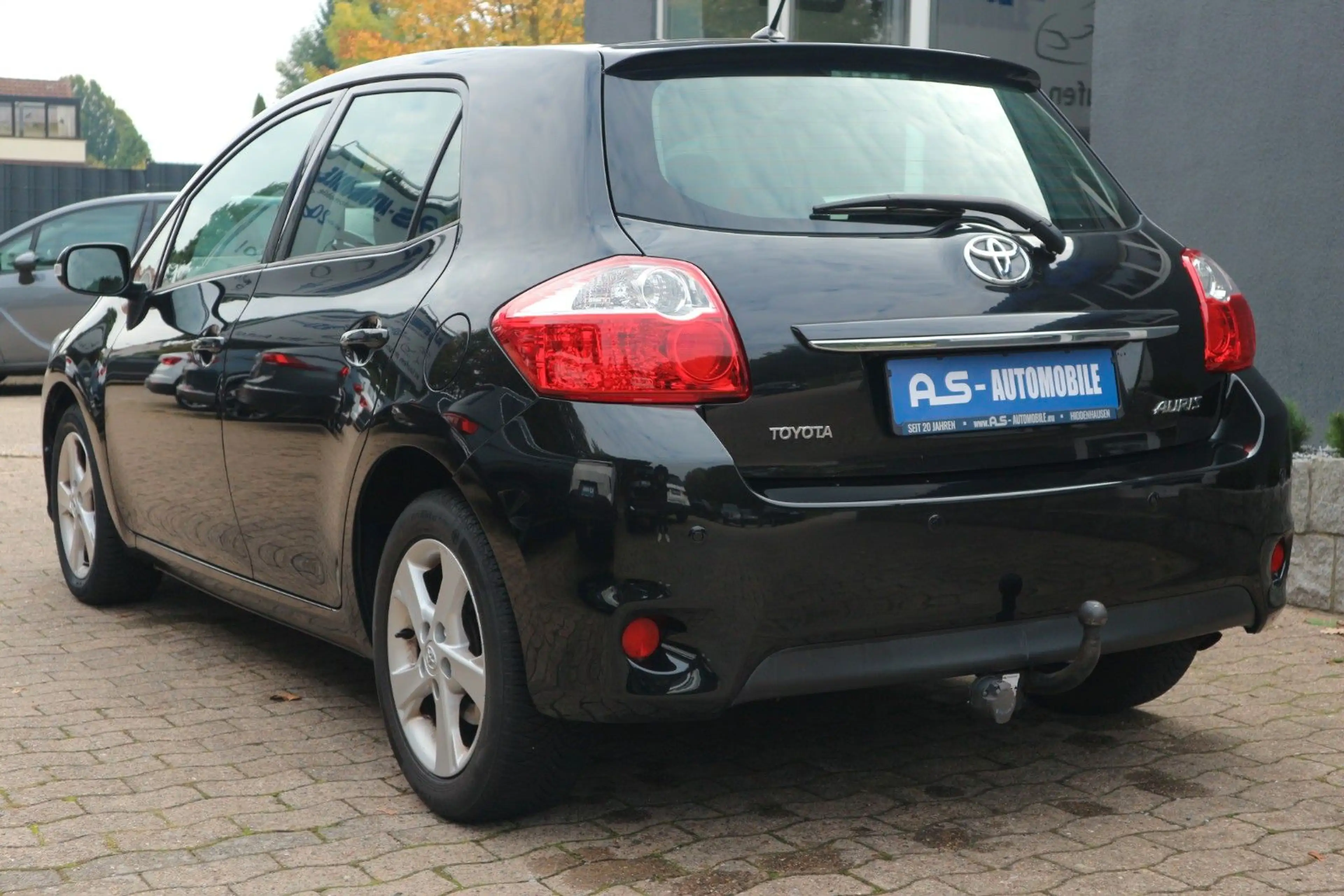 Toyota Auris Edition *1.HAND|TEMPO|PDC|KLIMA|AHK* — photo 4