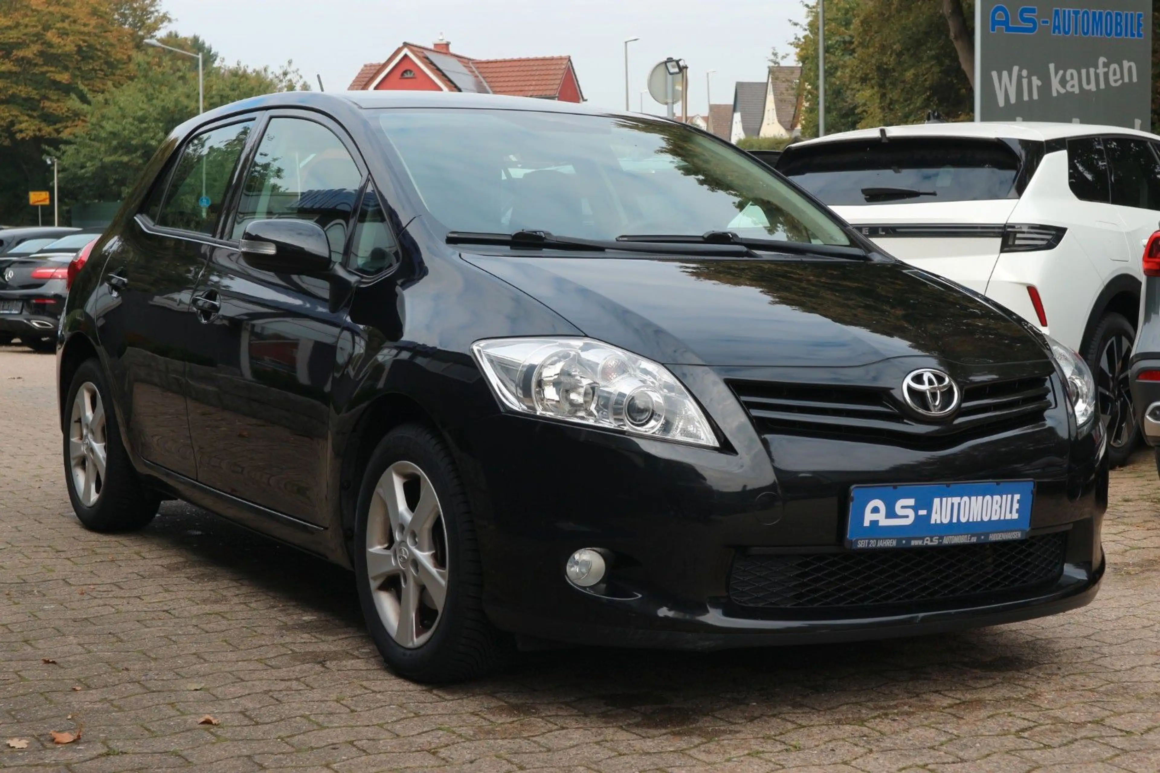 Toyota Auris Edition *1.HAND|TEMPO|PDC|KLIMA|AHK*