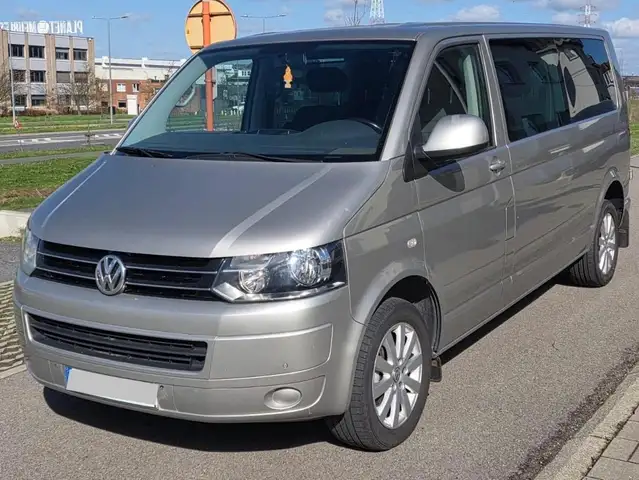 Volkswagen T5 Transporter 2.0 CR TDi DSG