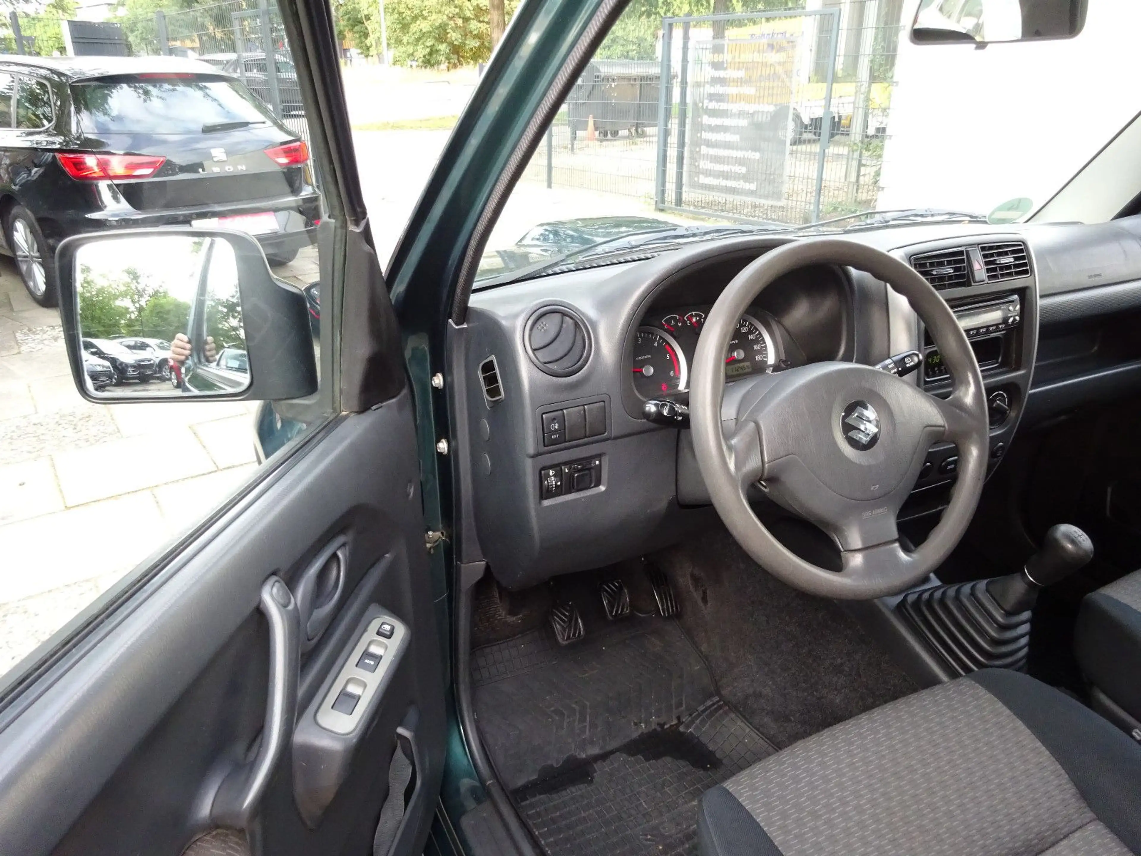 Suzuki Jimny Ranger Lim. /1-Hand/ AHK / Tüv 09.2028 — photo 10