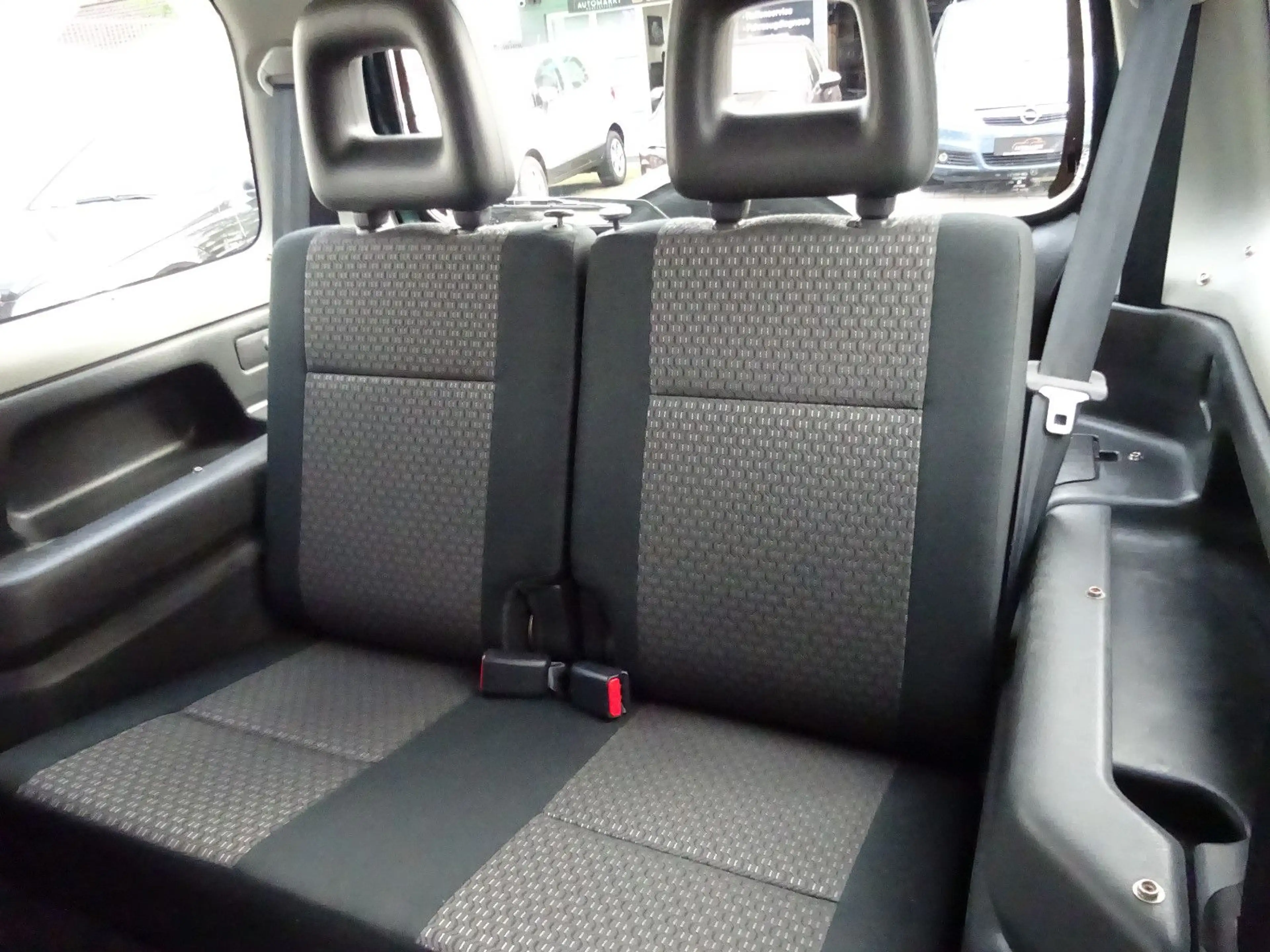 Suzuki Jimny Ranger Lim. /1-Hand/ AHK / Tüv 09.2028 — photo 12
