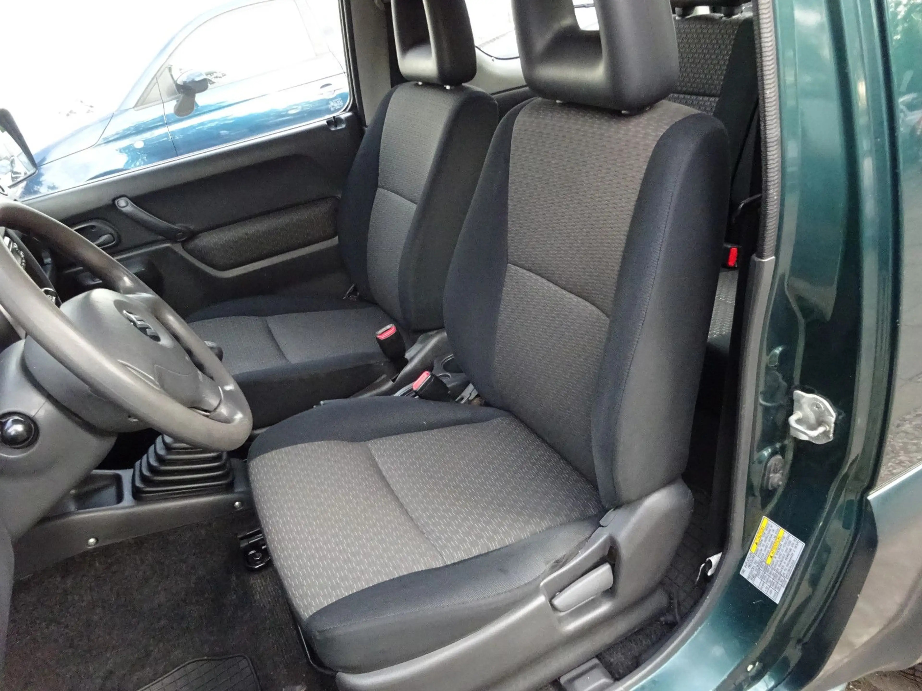 Suzuki Jimny Ranger Lim. /1-Hand/ AHK / Tüv 09.2028 — photo 11