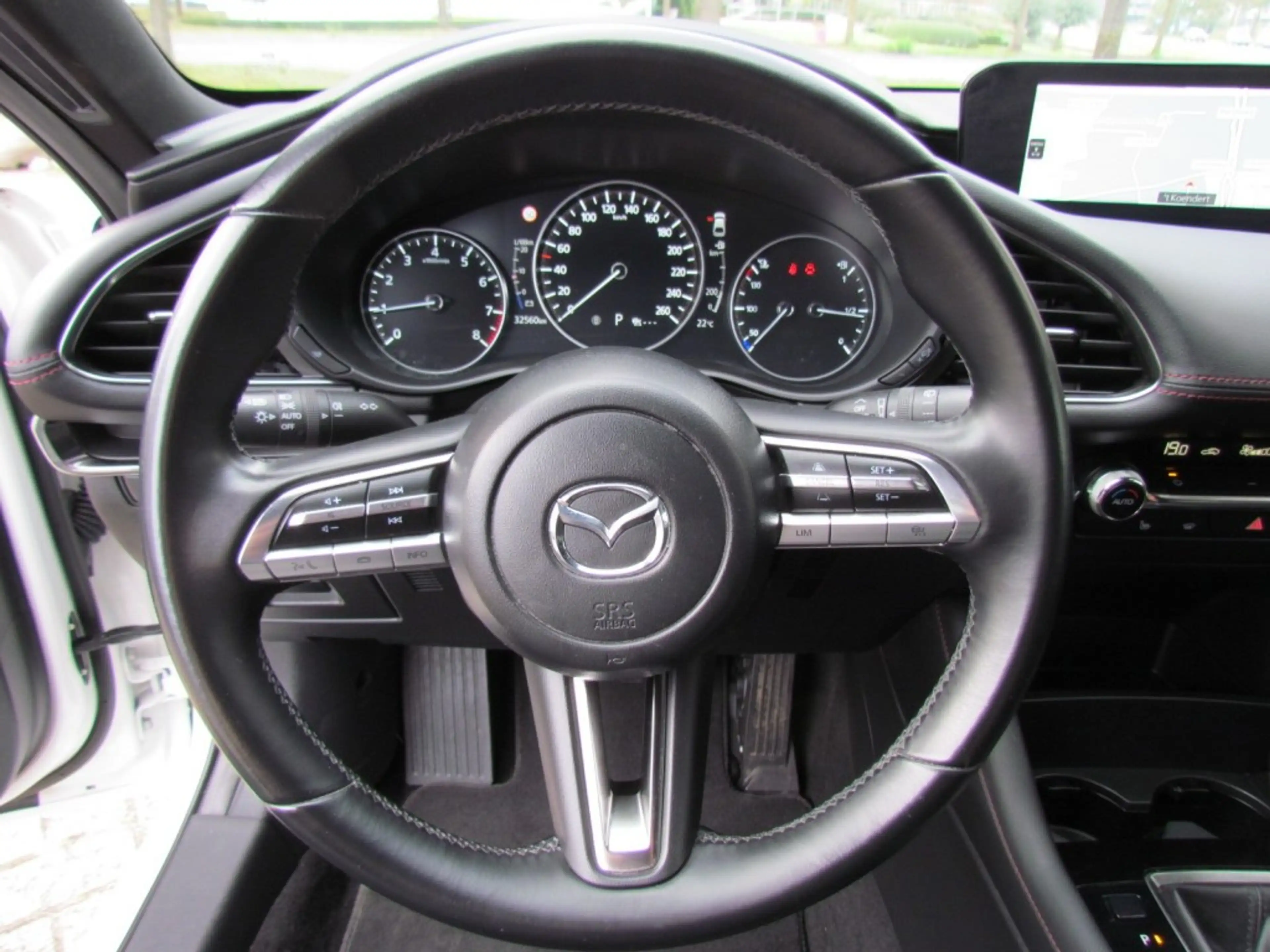 Mazda 3 2.0 E-Skyactiv-G 122pk HB5 6AT Homura — photo 12