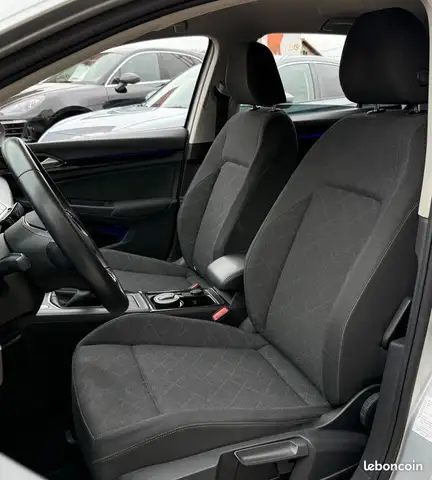 Volkswagen Golf view 7