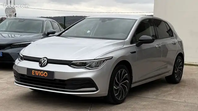 Volkswagen Golf view 5