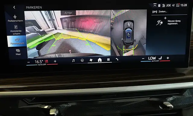 BMW X5 view 10