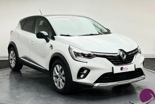 Renault Captur view 2