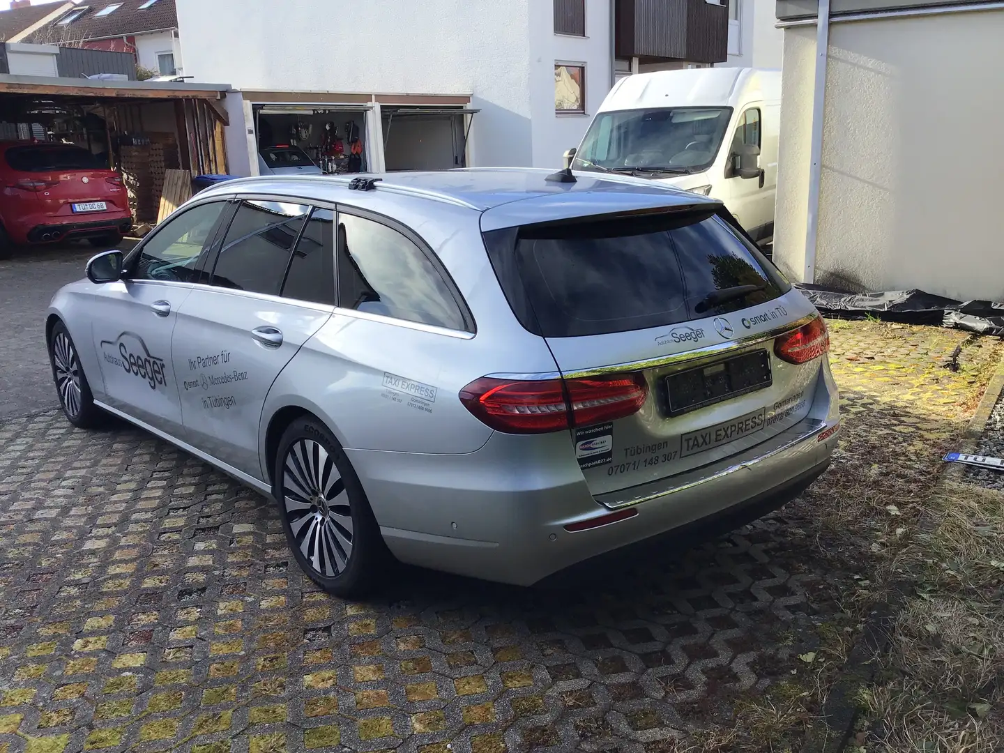 Mercedes-Benz E 220 E 220 d Taxi Paket Kindersitze 1. Hand NAV… Grau - 2