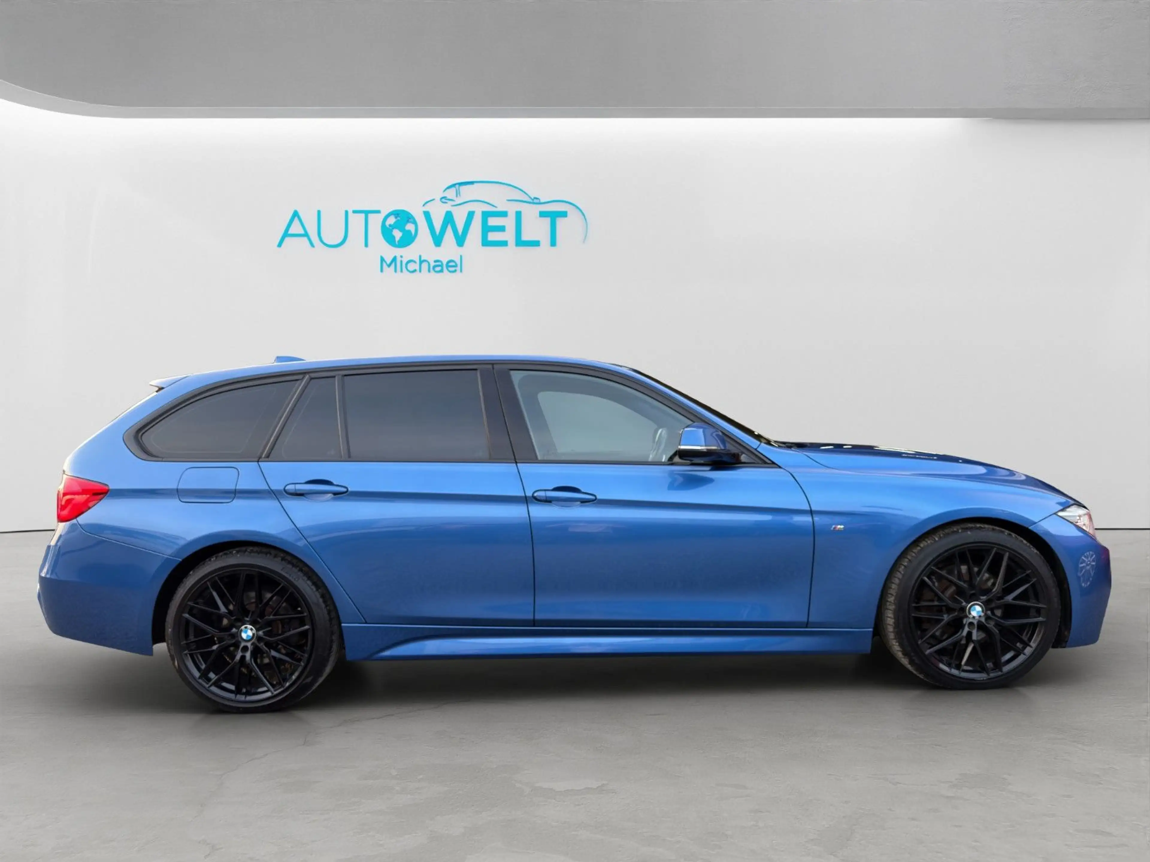 BMW 325 d Touring Aut. M Paket LED NAV APP ALCANTARA — photo 4