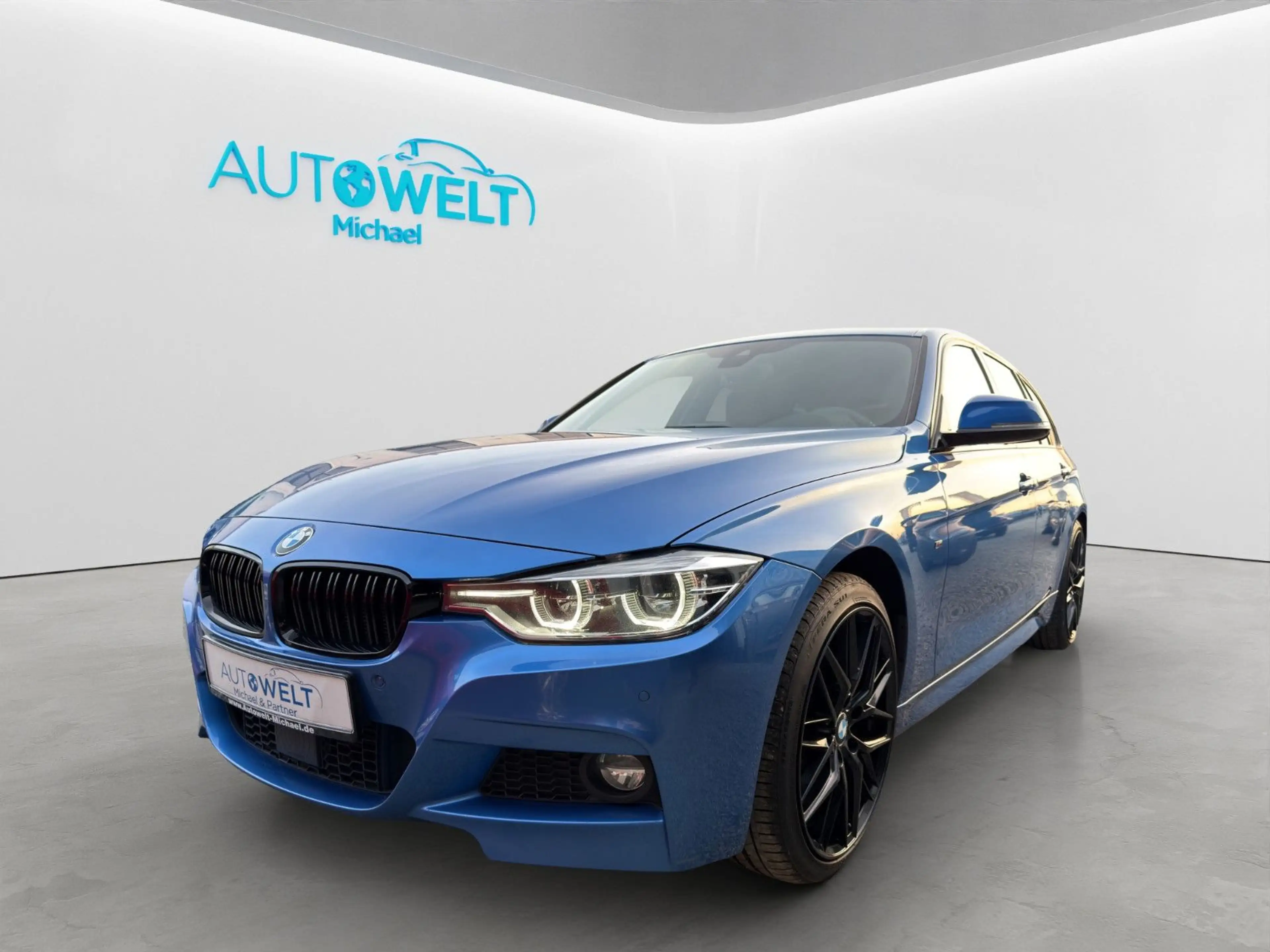 BMW 325 d Touring Aut. M Paket LED NAV APP ALCANTARA