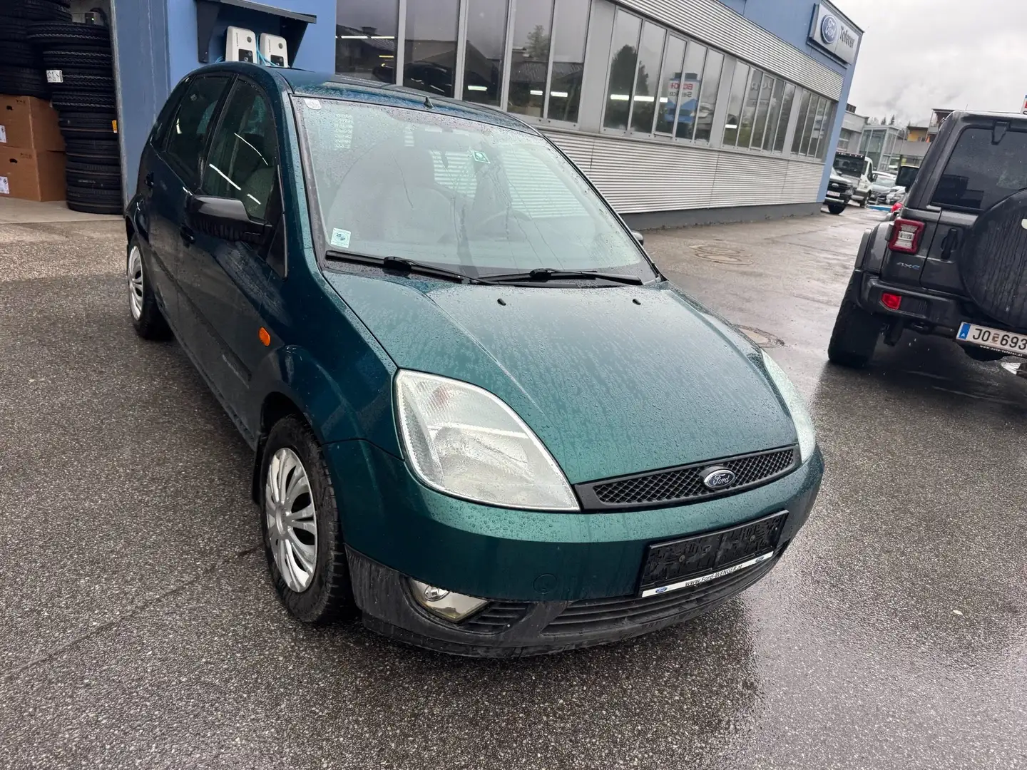Ford Fiesta Ambiente 1,4 TDCi             !!Export!! Grün - 2