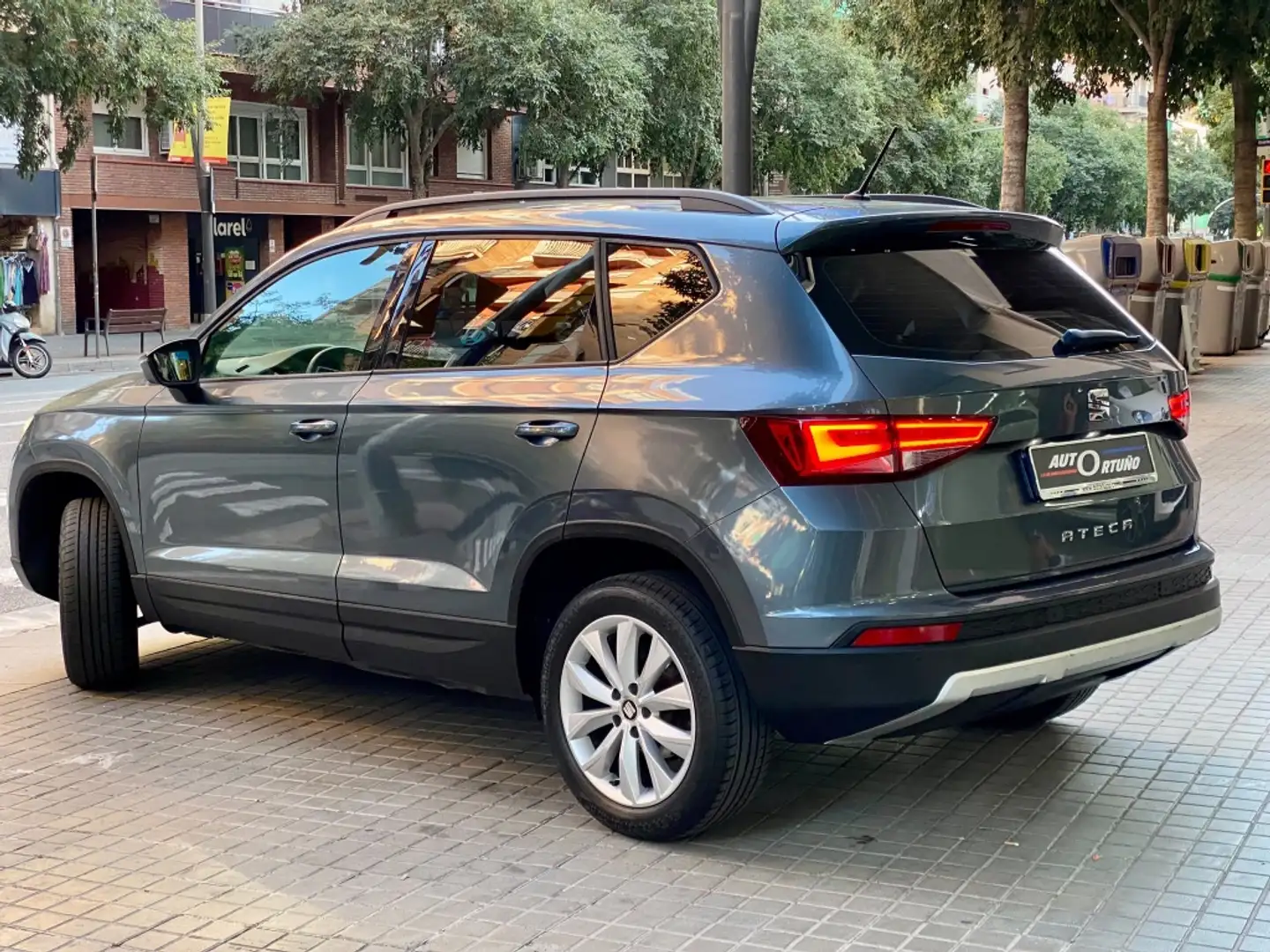 SEAT Ateca 1.0 TSI S&S Ecomotive Style Gris - 2