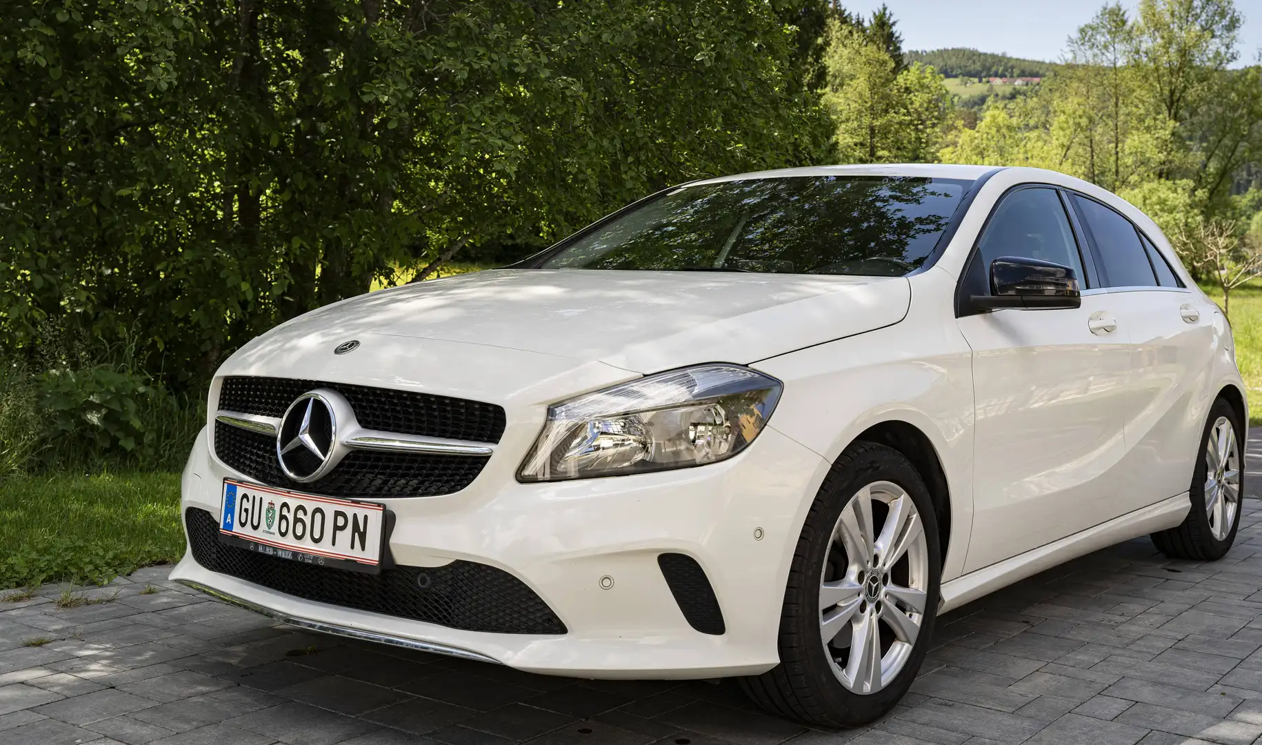 Mercedes-Benz A 160 A 160 Austria Edition Austria Edition Weiß - 1