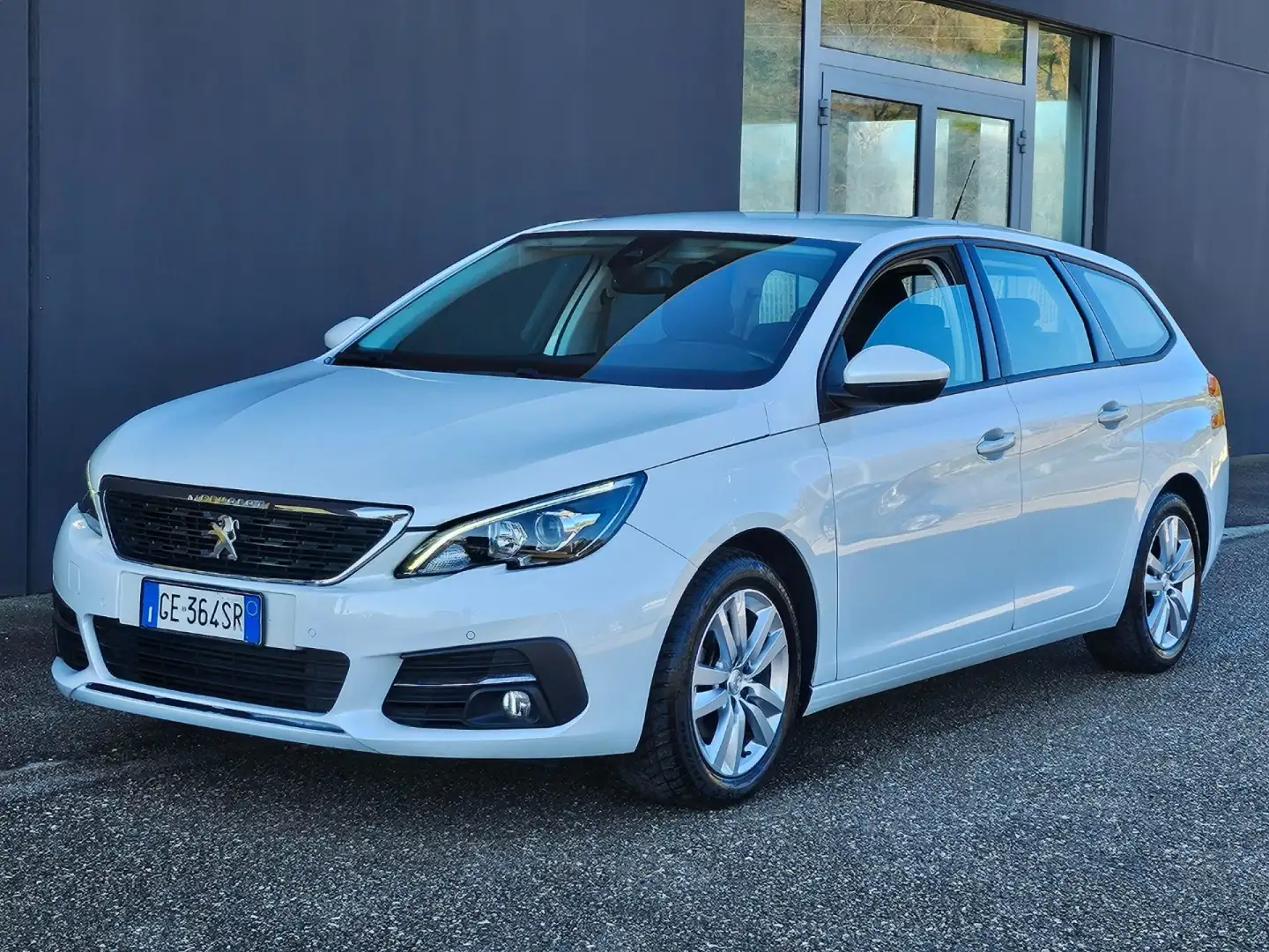 Peugeot 308 BHDi 130 SW Business Line Telecamera Bianco - 1