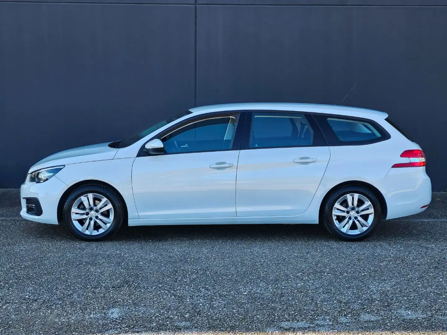 Peugeot 308 BHDi 130 SW Business Line Telecamera Bianco - 2
