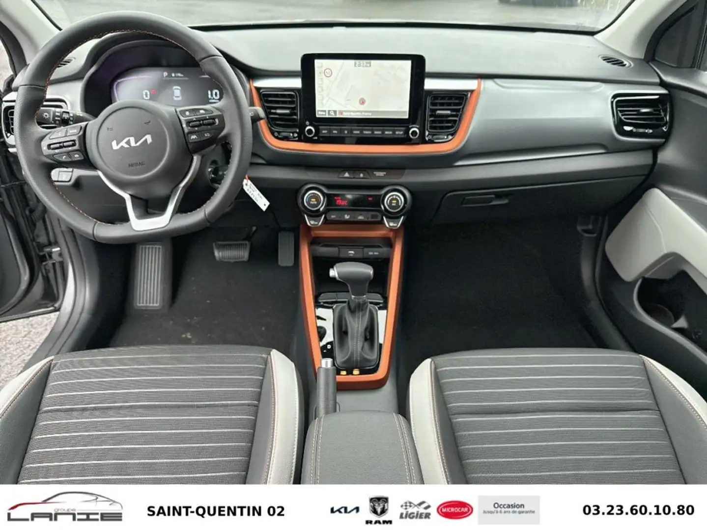 Kia Stonic 1.0 T-GDi 100 ch DCT7 Collection Gris - 2